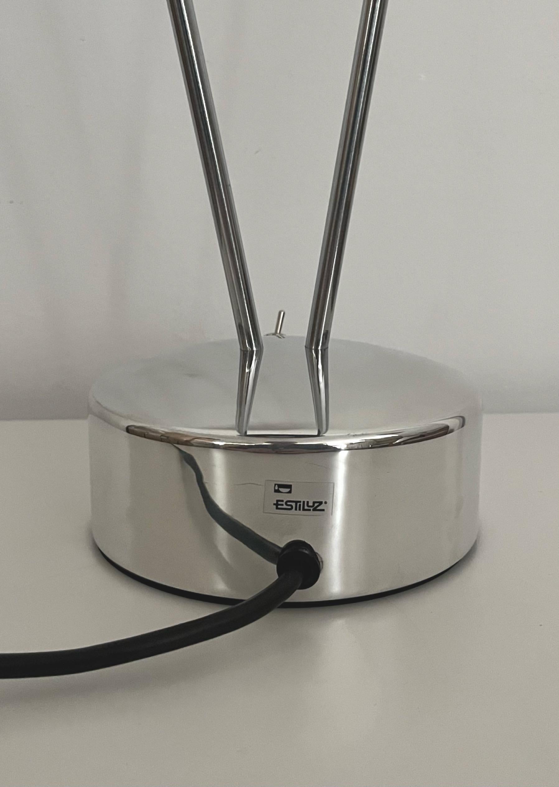 Pareja posmoderna de lámparas de sobremesa de aluminio de Leonardo Marelli para Estiluz, años 80 Metal en venta
