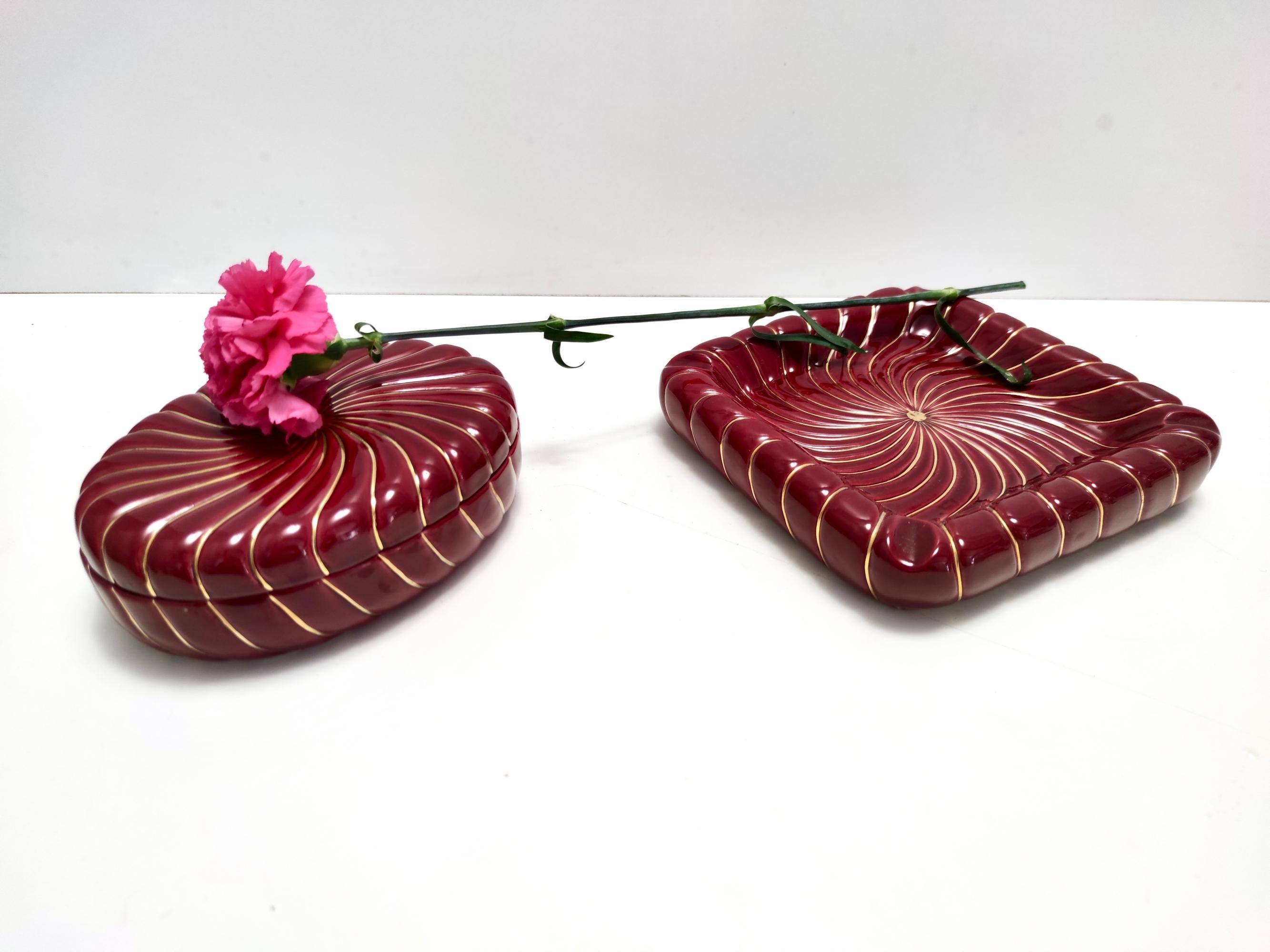 Post-Modern Postmodern Pair of Burgundy Glazed Ceramic Vide-Pouches by Tommaso Barbi