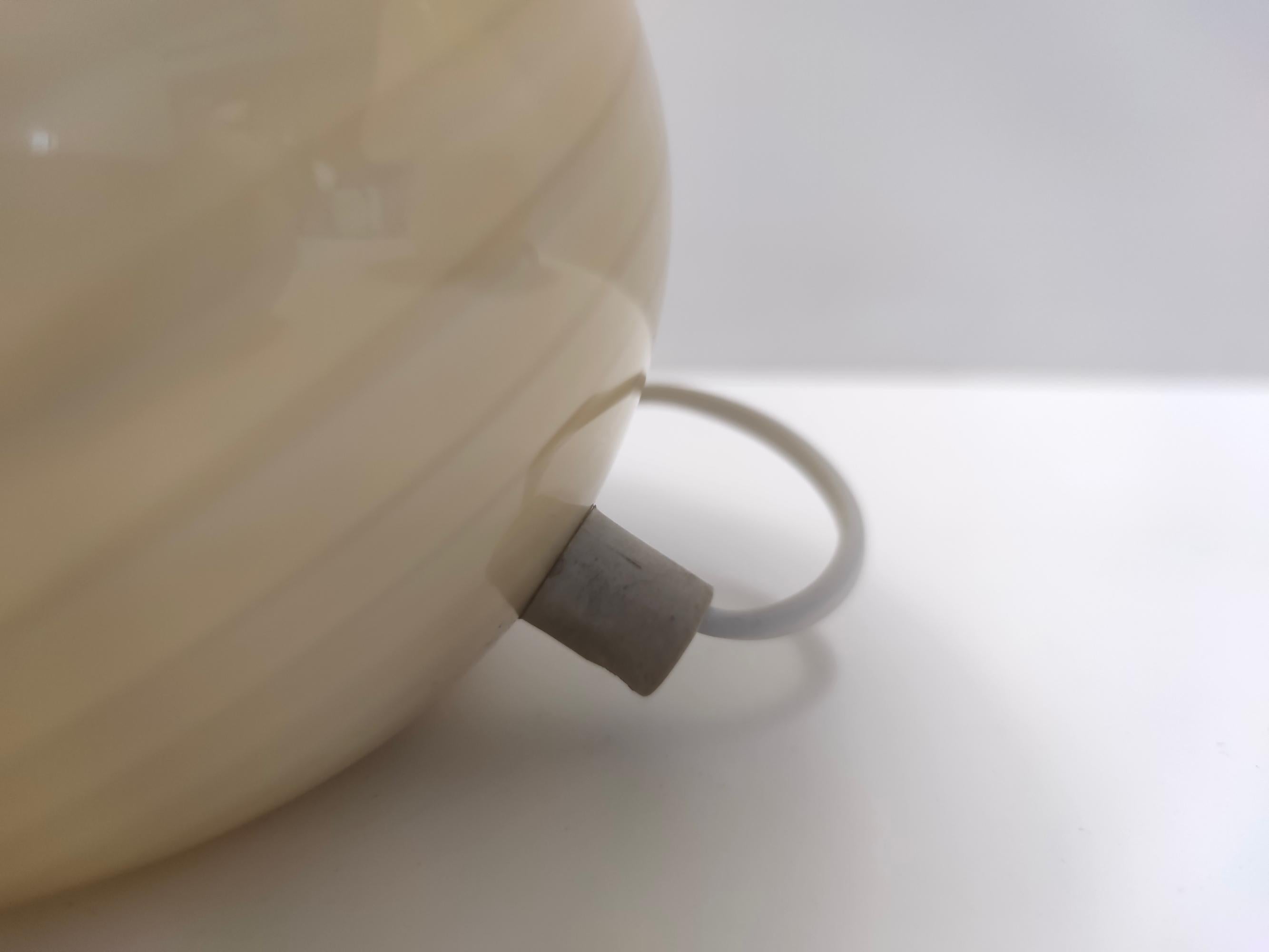Postmoderne Tischlampen aus cremefarbenem Muranoglas von Venini, Italien im Angebot 1