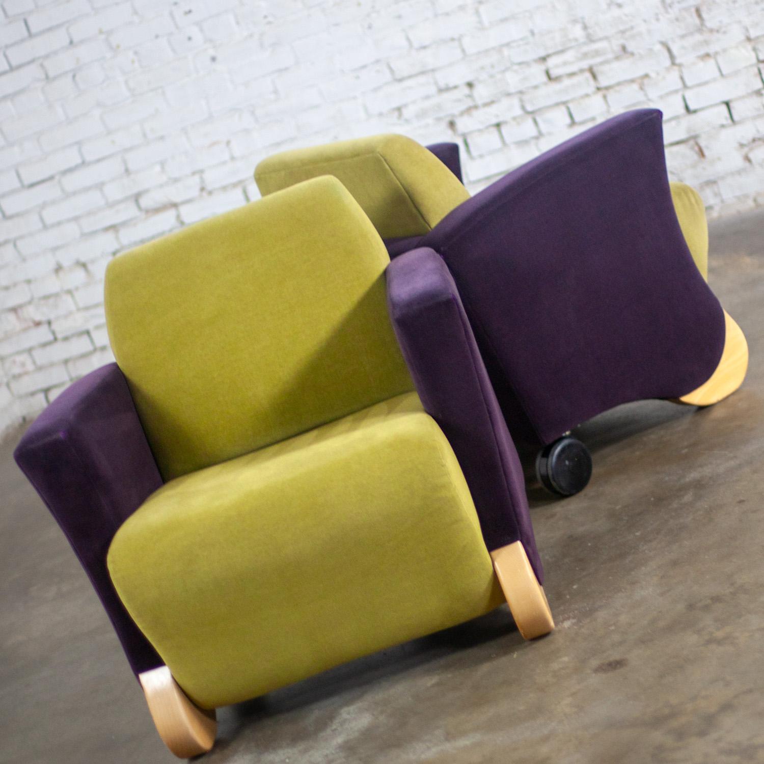 Coppia postmoderna di sedie lounge club Martin Brattrud Think Fast Purple & Greene in vendita 3