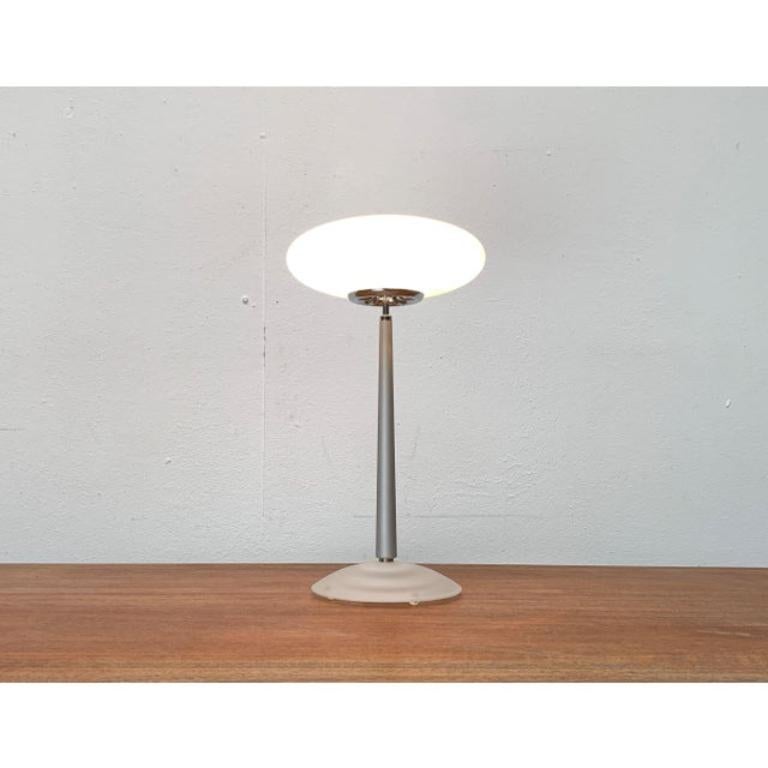 20ième siècle Lampe de bureau postmoderne Pao T1 de Matteo Thun pour Arteluce, Italie, années 1990 en vente