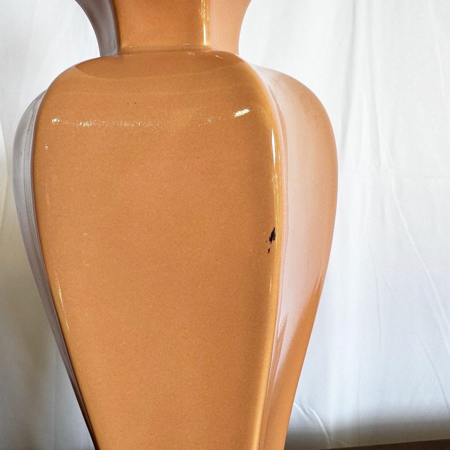 Late 20th Century Postmodern Pastel Pink Gloss Ceramic Table Lamp For Sale