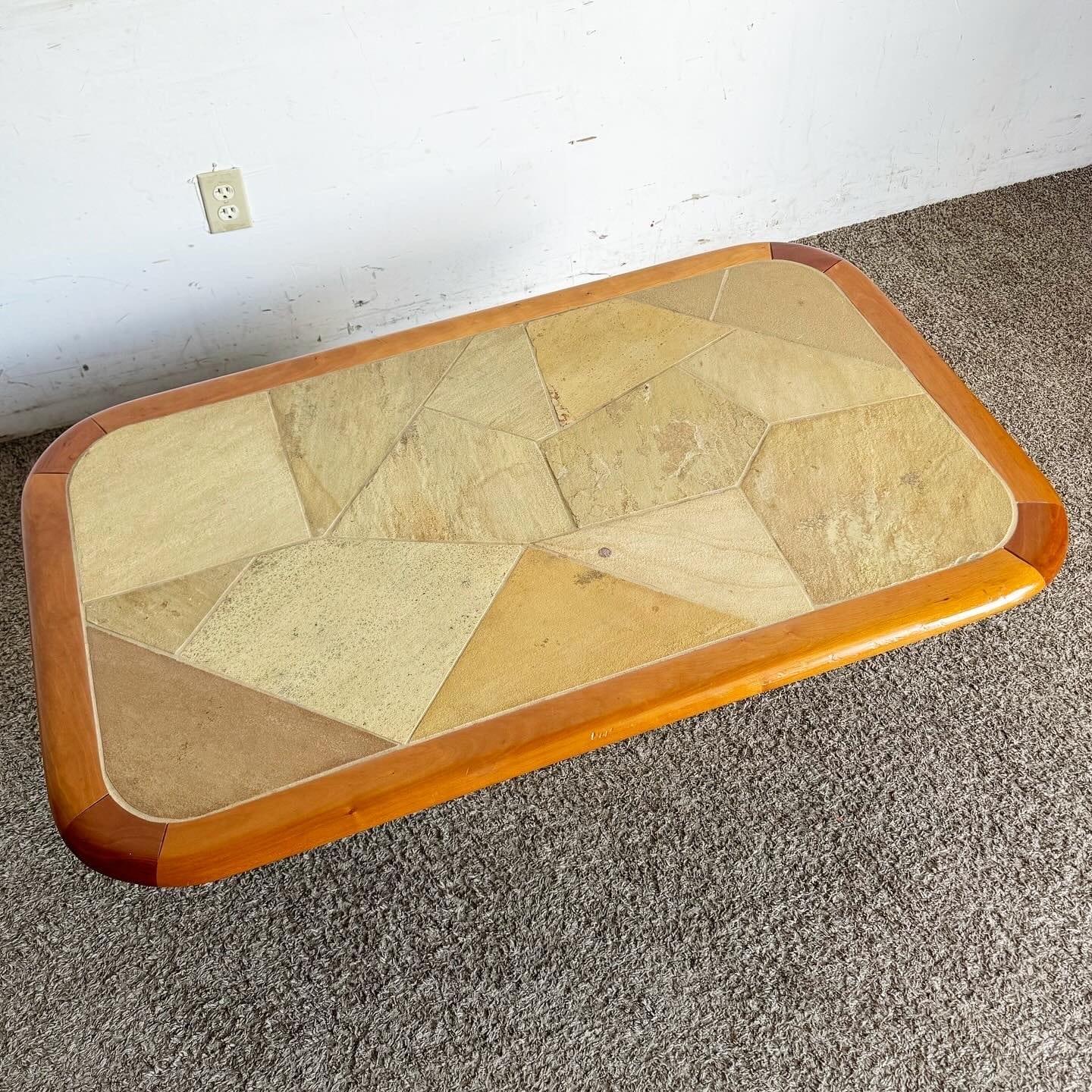 Postmoderner Paul Kingma Stil Schiefer Craft Couchtisch (Holz)