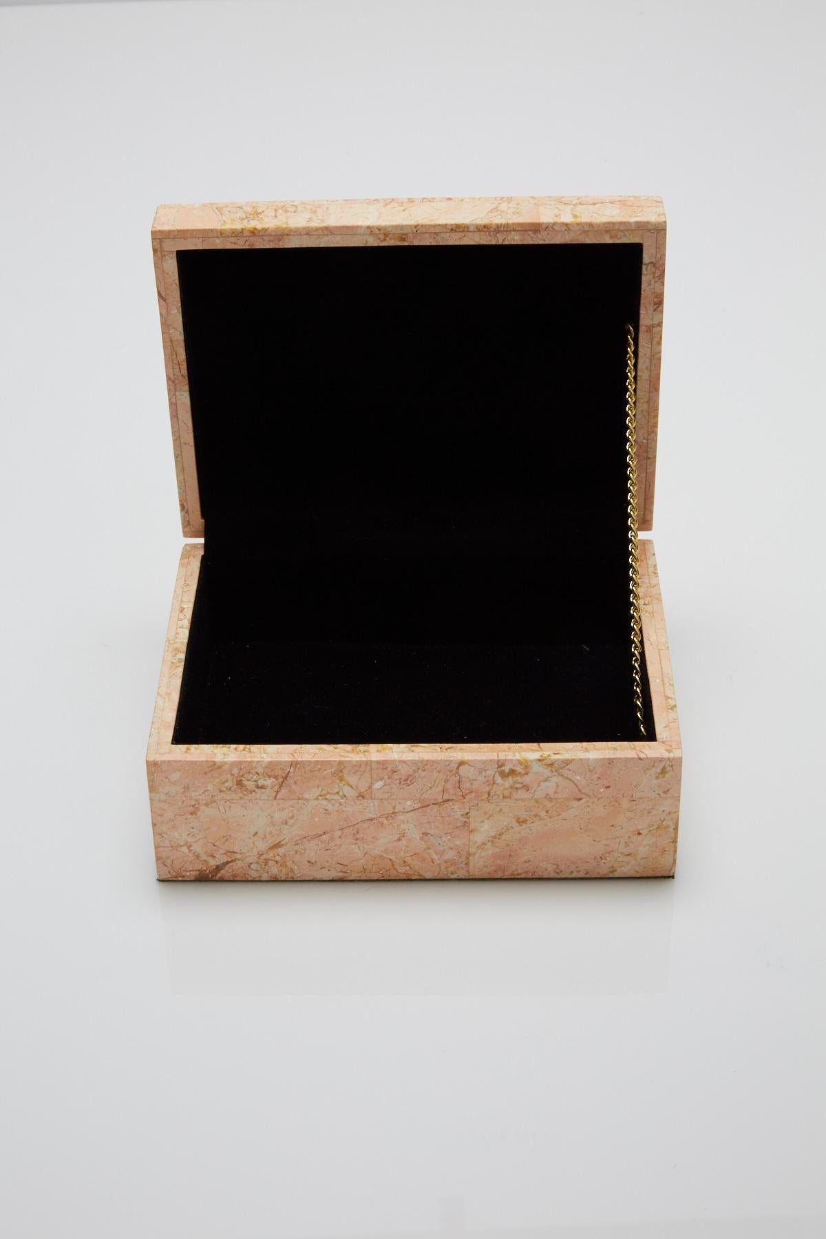 Postmodern Peach Tessellated Stone Lidded Decorative Box, 1990s For Sale 2