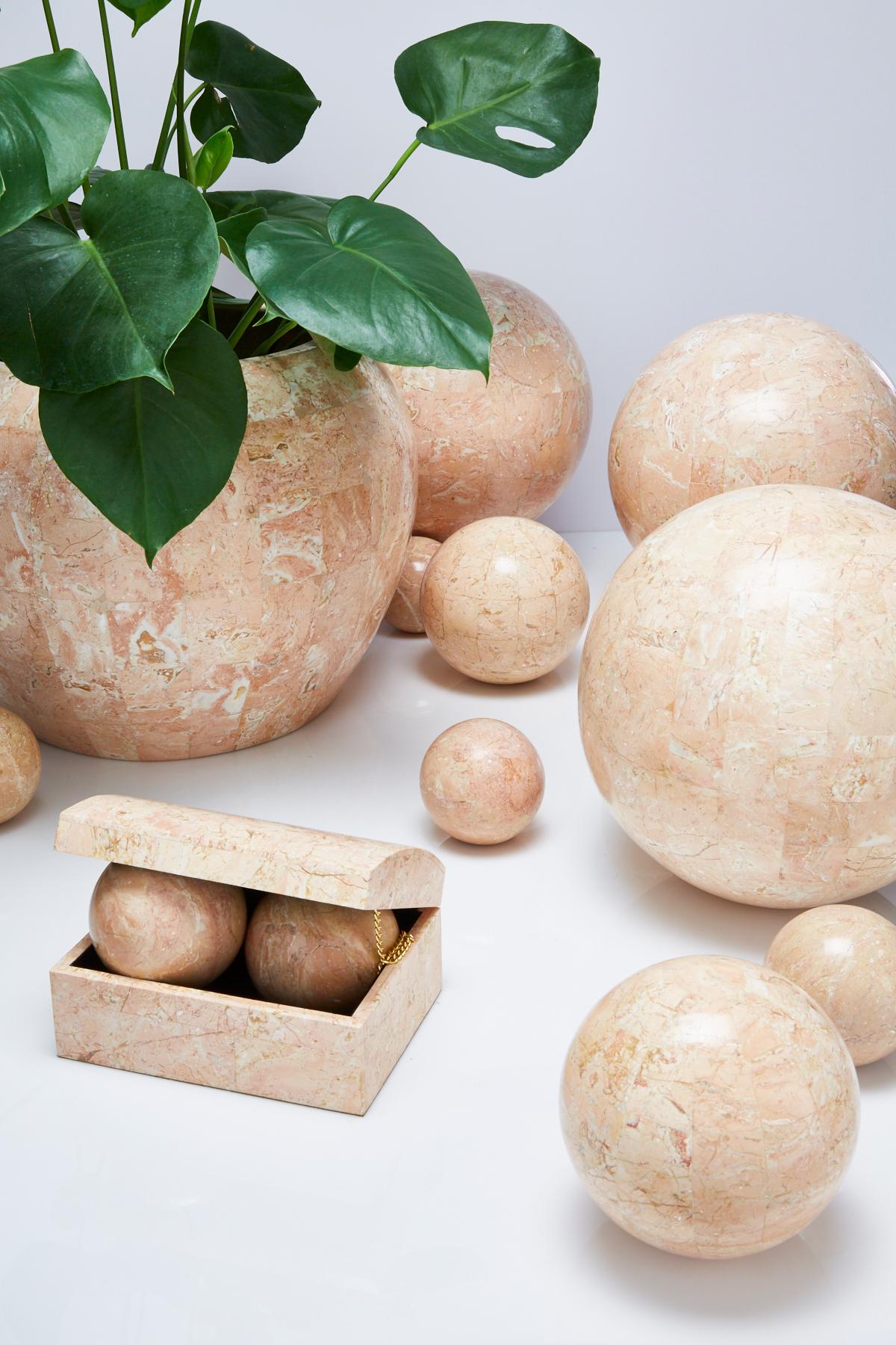 Postmodern Peach Tessellated Stone Lidded Decorative Box, 1990s For Sale 3