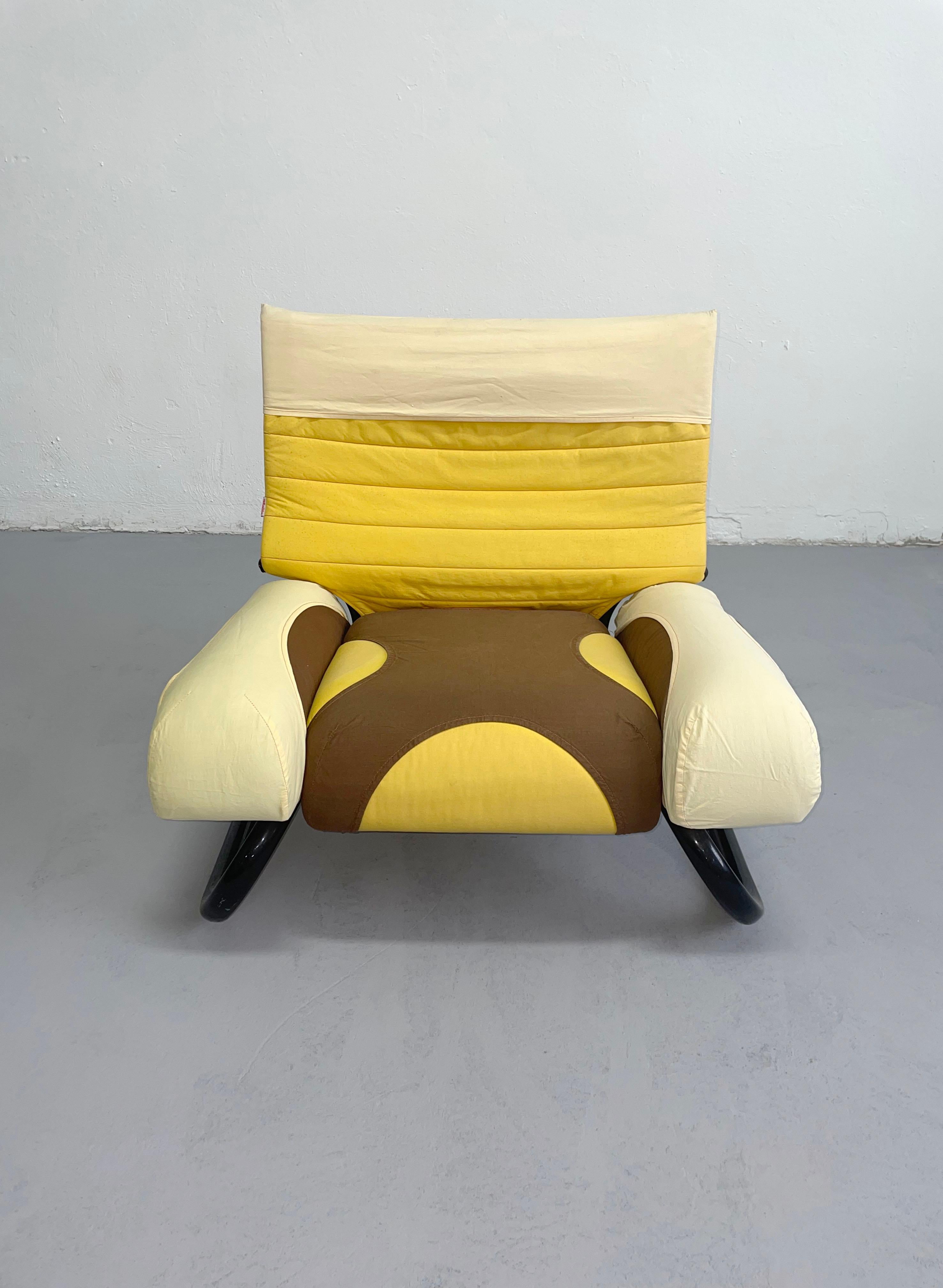 Italian Postmodern 'Peter Pan' Lounge Chair, Michele De Lucchi for Thalia&Co, Italy 1982 For Sale