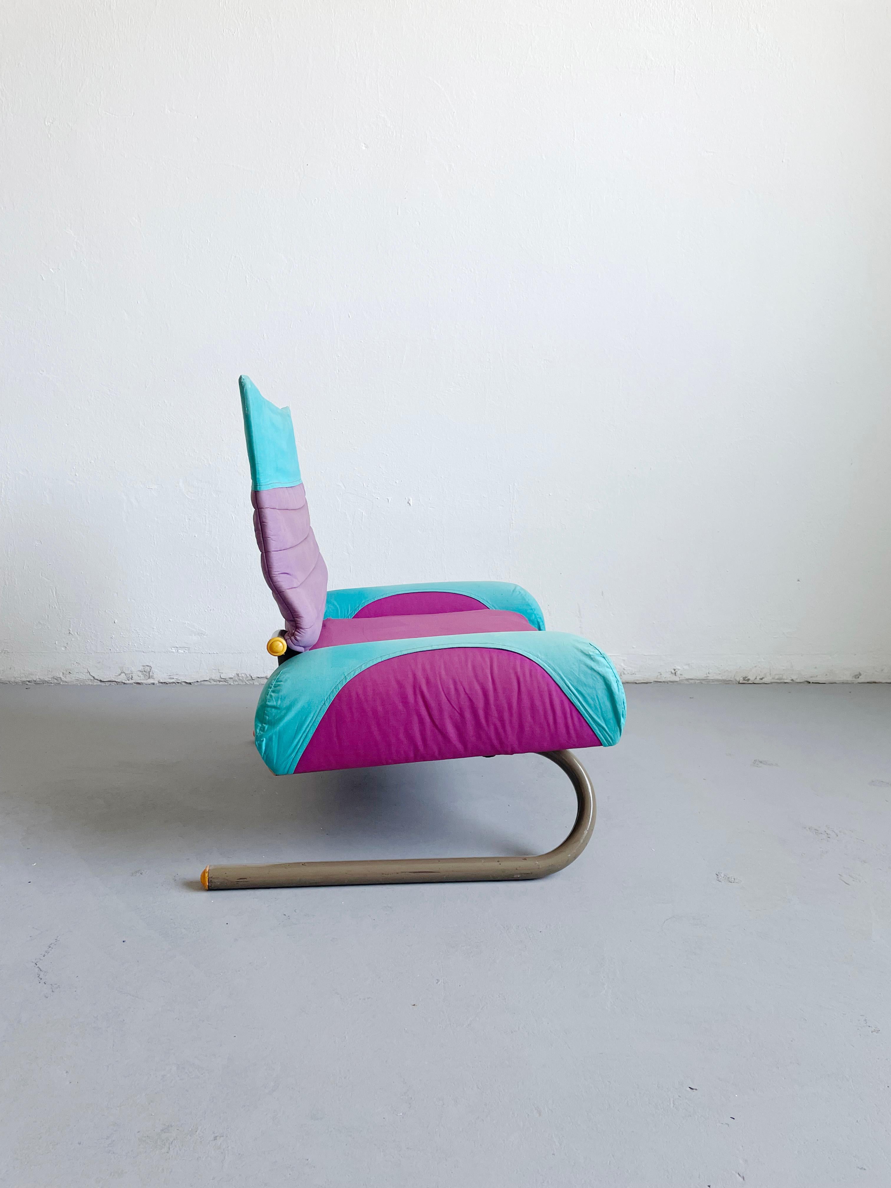 Late 20th Century Postmodern 'Peter Pan' Lounge Chair, Michele De Lucchi for Thalia&Co, Italy 1982 For Sale