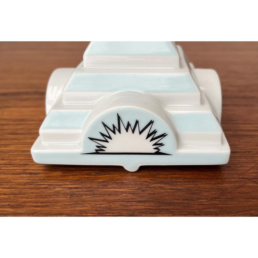 Postmodern Philip Morris Porcelain Stacking Ashtray Pyramide Tip Lid, 2000s In Good Condition For Sale In Hamburg, DE
