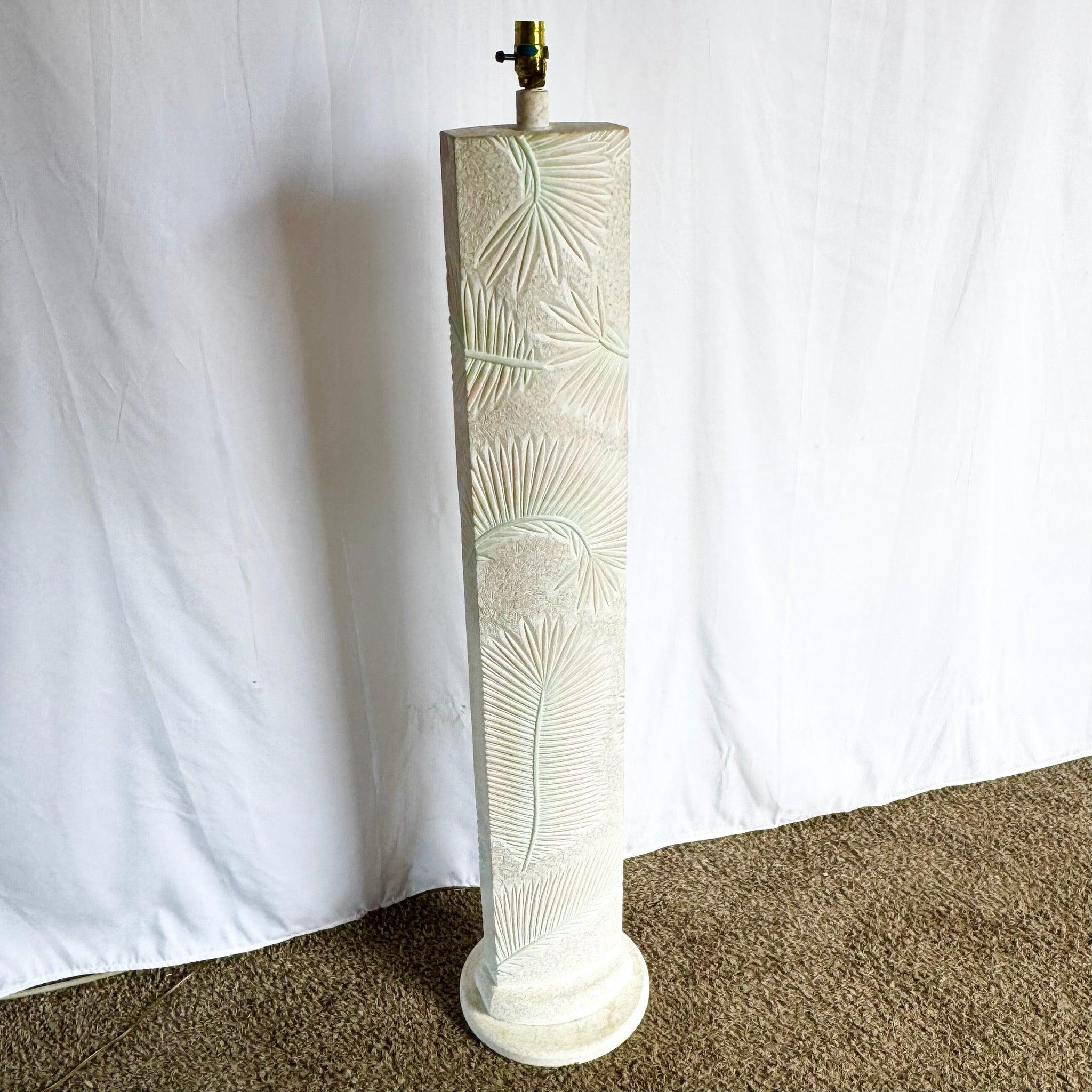 Lampadaire postmoderne en plâtre sculpté rose et vert sur fond blanc de palmiers en vente 4