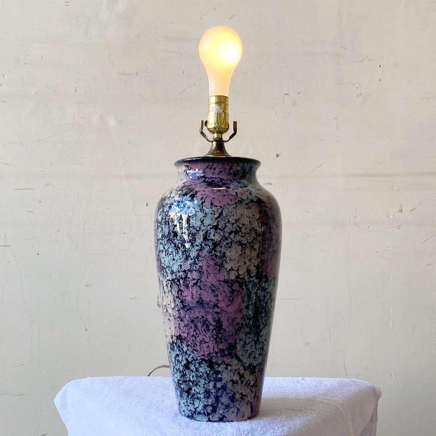 Postmodern Pink, Blue and Black Sponged Ceramic Table Lamp In Good Condition For Sale In Delray Beach, FL
