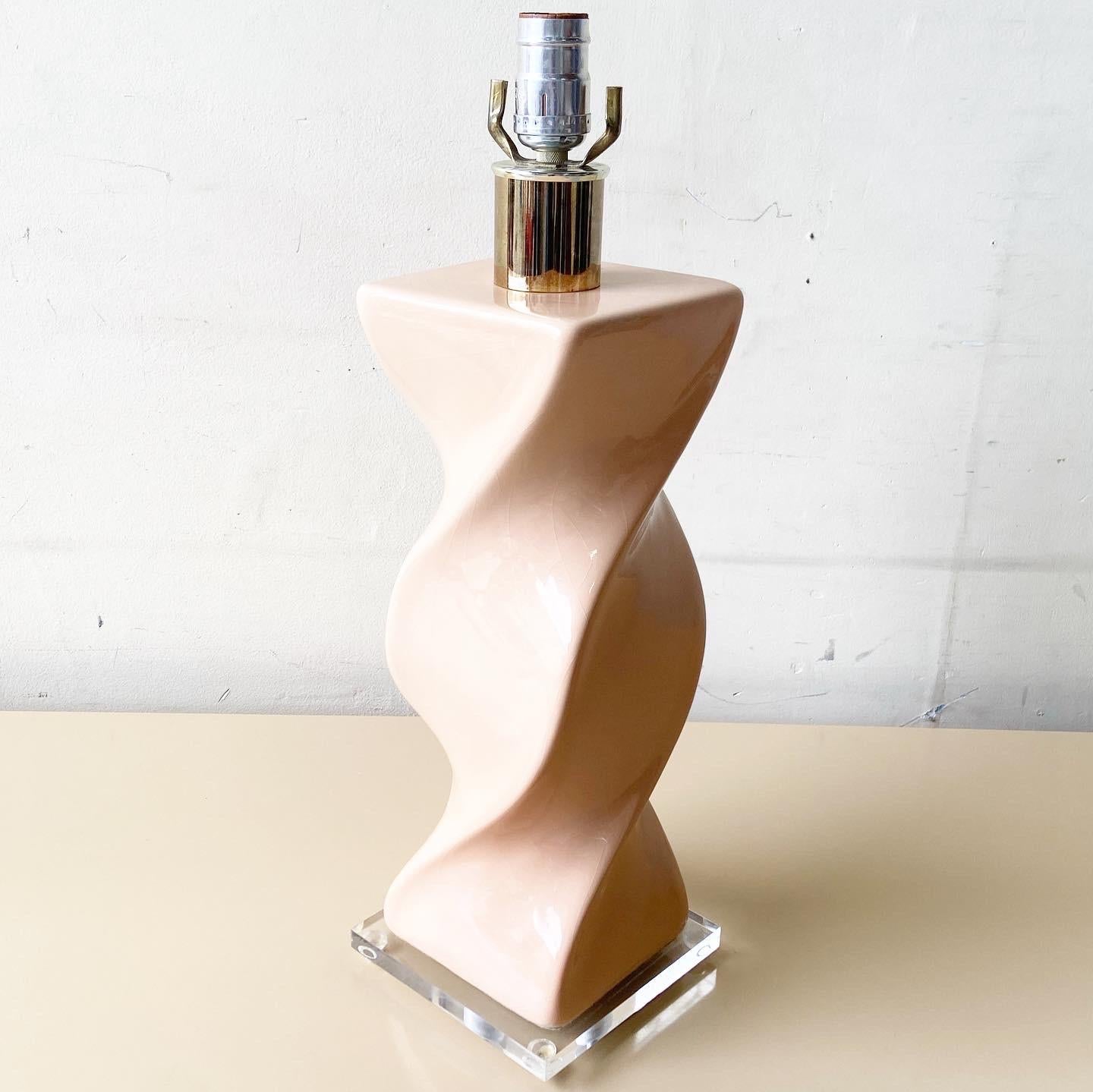 Postmodern Pink Ceramic and Lucite Swirled Table Lamp For Sale 1
