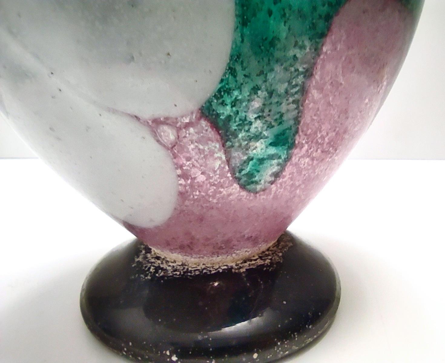 Postmodern Pink, Green and White Hand Blown Scavo Glass Vase, Murano, Italy For Sale 3