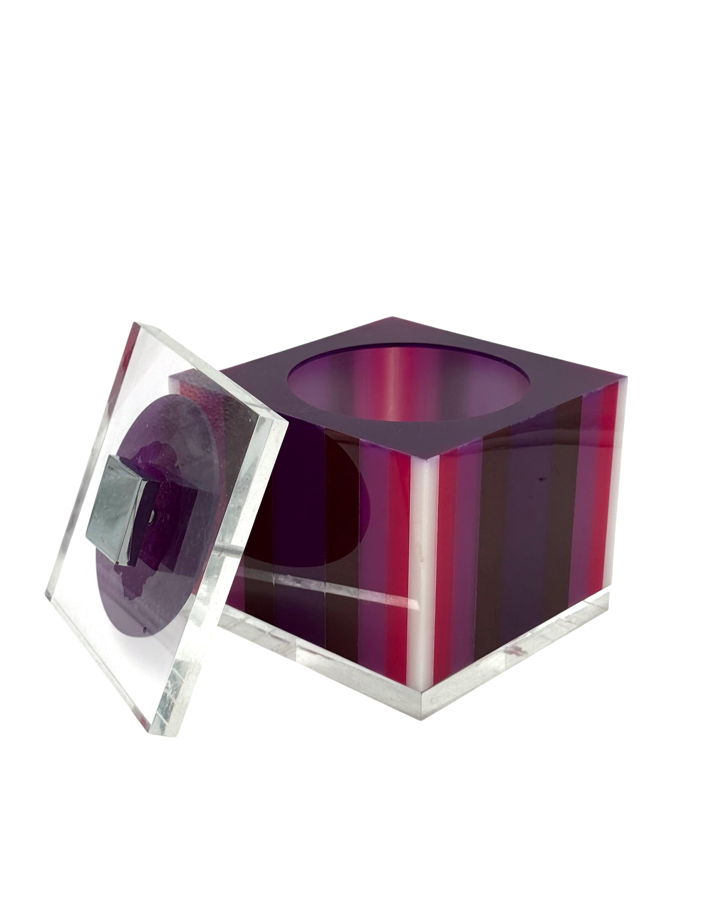 Postmodern pink Ice Bucket, Italy, ca. 1980s in vendita 5