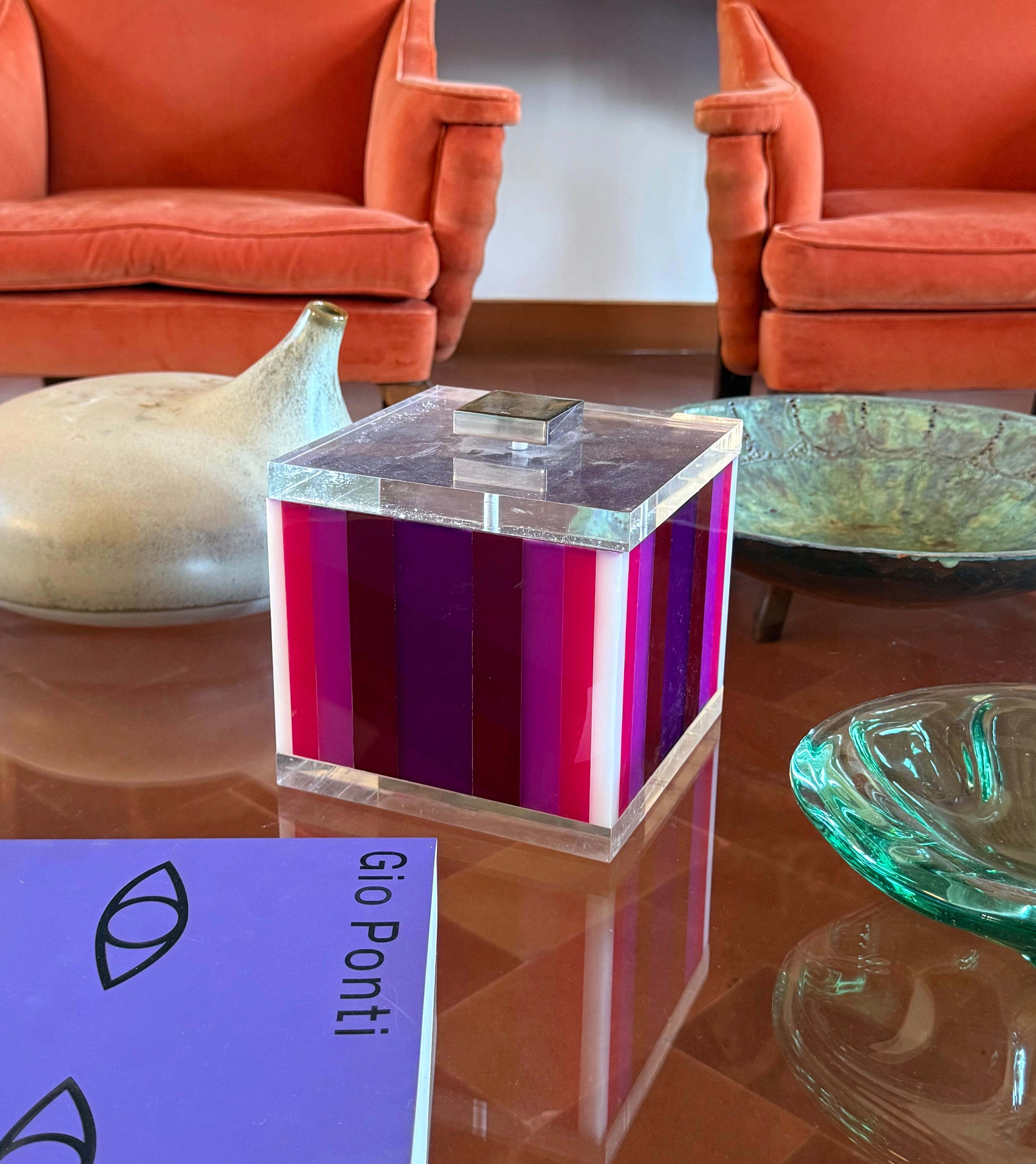 Postmodern pink Ice Bucket, Italy, ca. 1980s in vendita 8