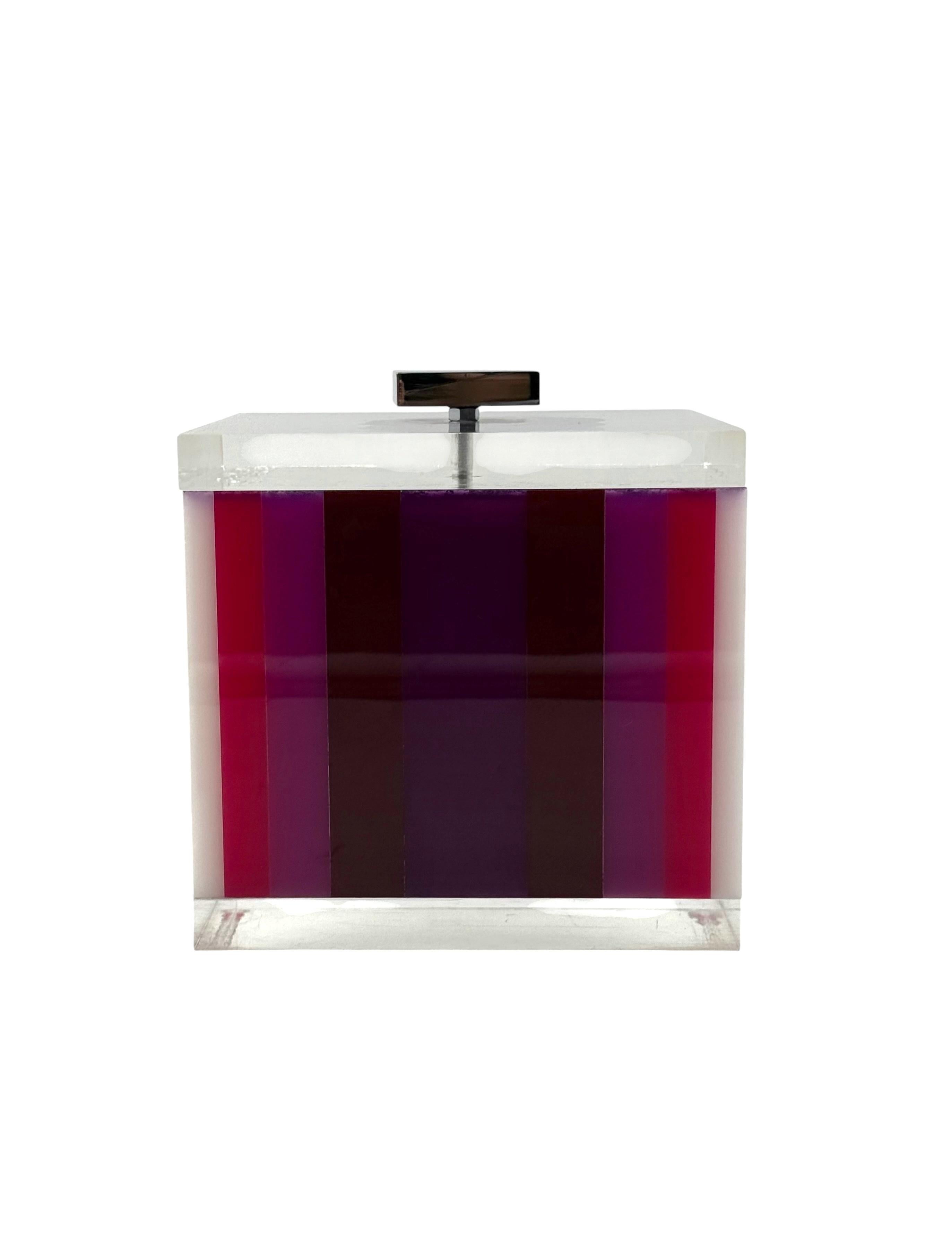 Late 20th Century Postmodern pink Ice Bucket, Italy, ca. 1980s in vendita