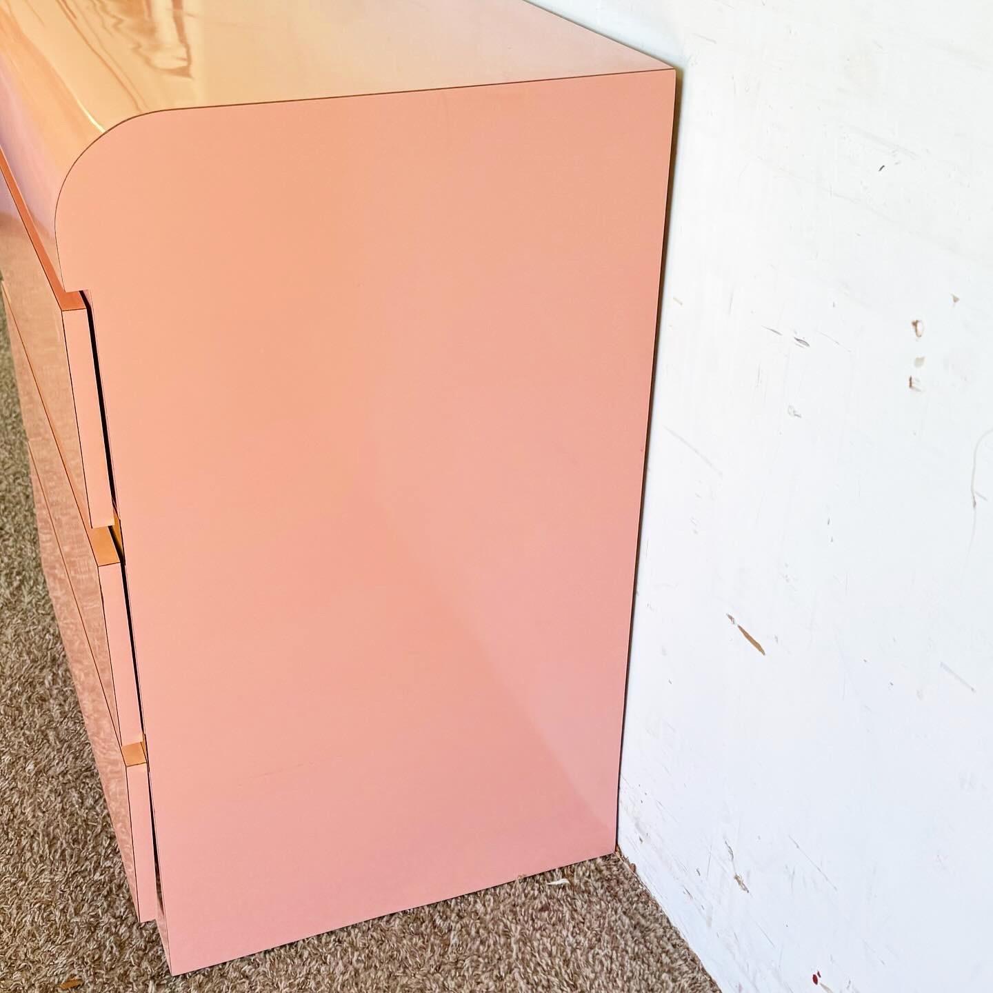 Postmodern Pink Lacquer Laminate and Gold Waterfall Nightstand In Good Condition For Sale In Delray Beach, FL