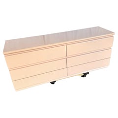 Commode postmoderne en stratifié laqué rose