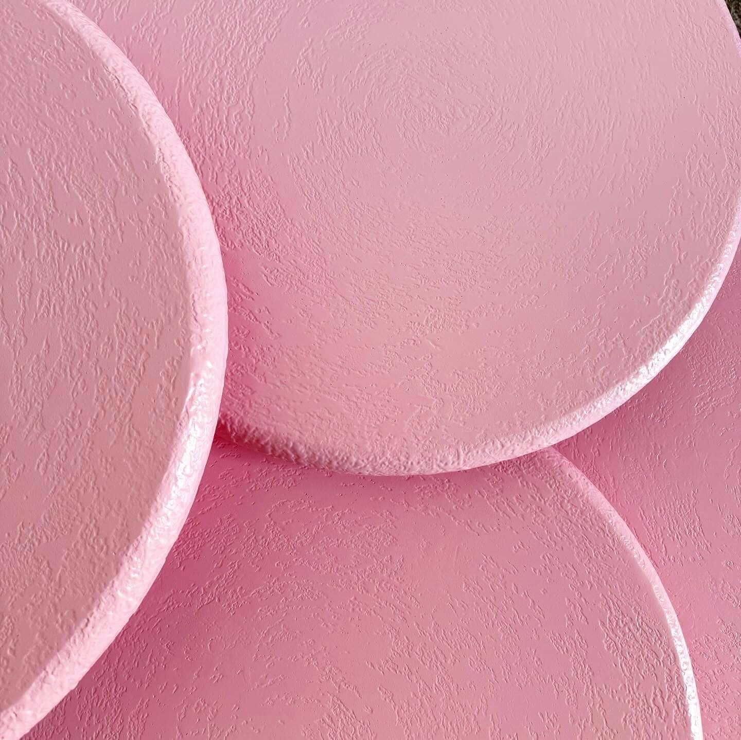 American Postmodern Pink Textures Circular Mushroom Nesting Tables - Set of 4 For Sale