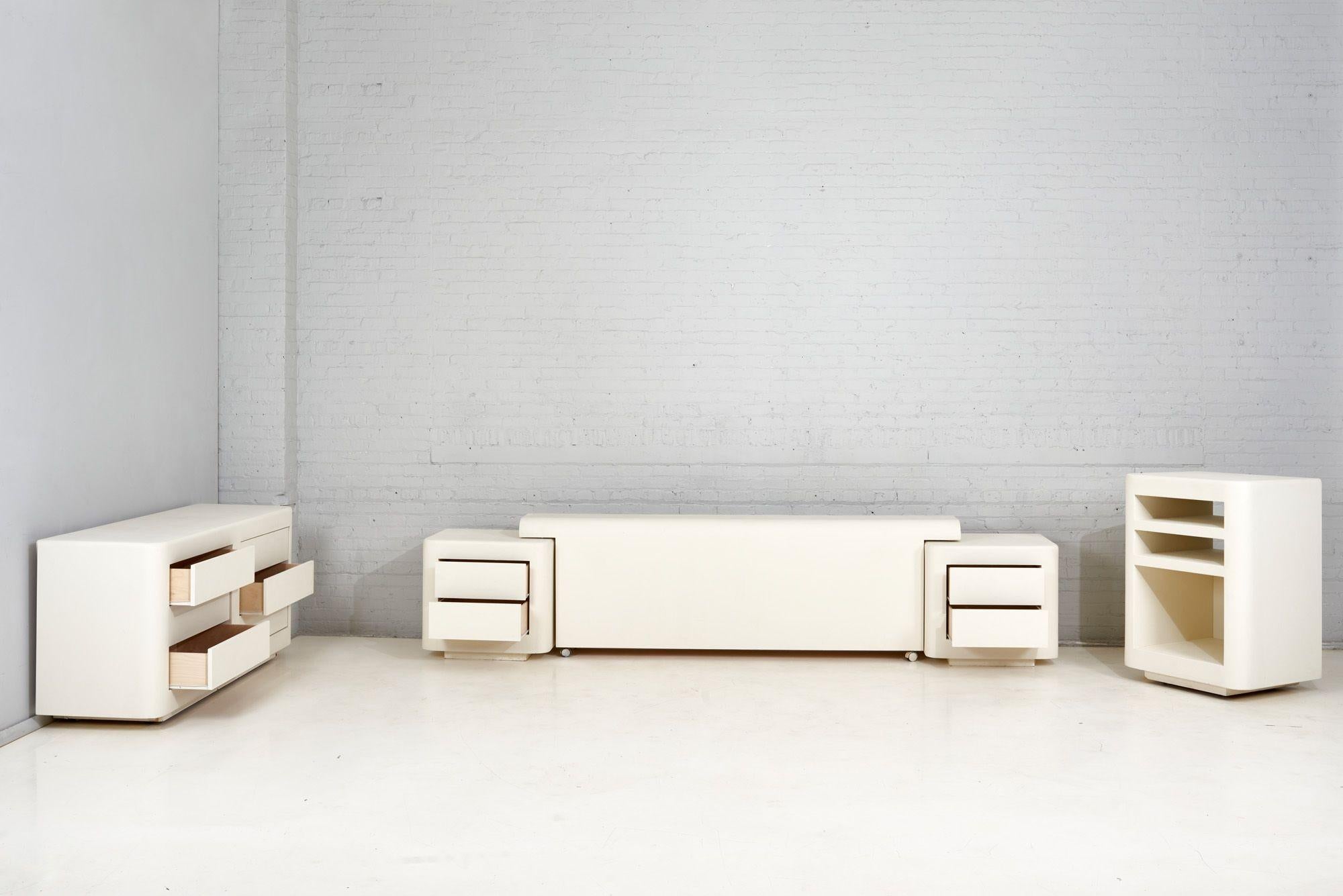Postmodern Plaster Dresser, 1970 4