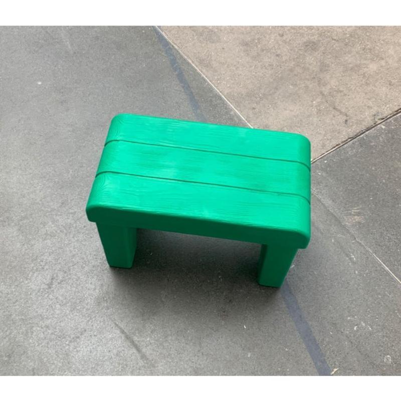 Taburete posmoderno de plástico imitación madera, años 80 en venta 5