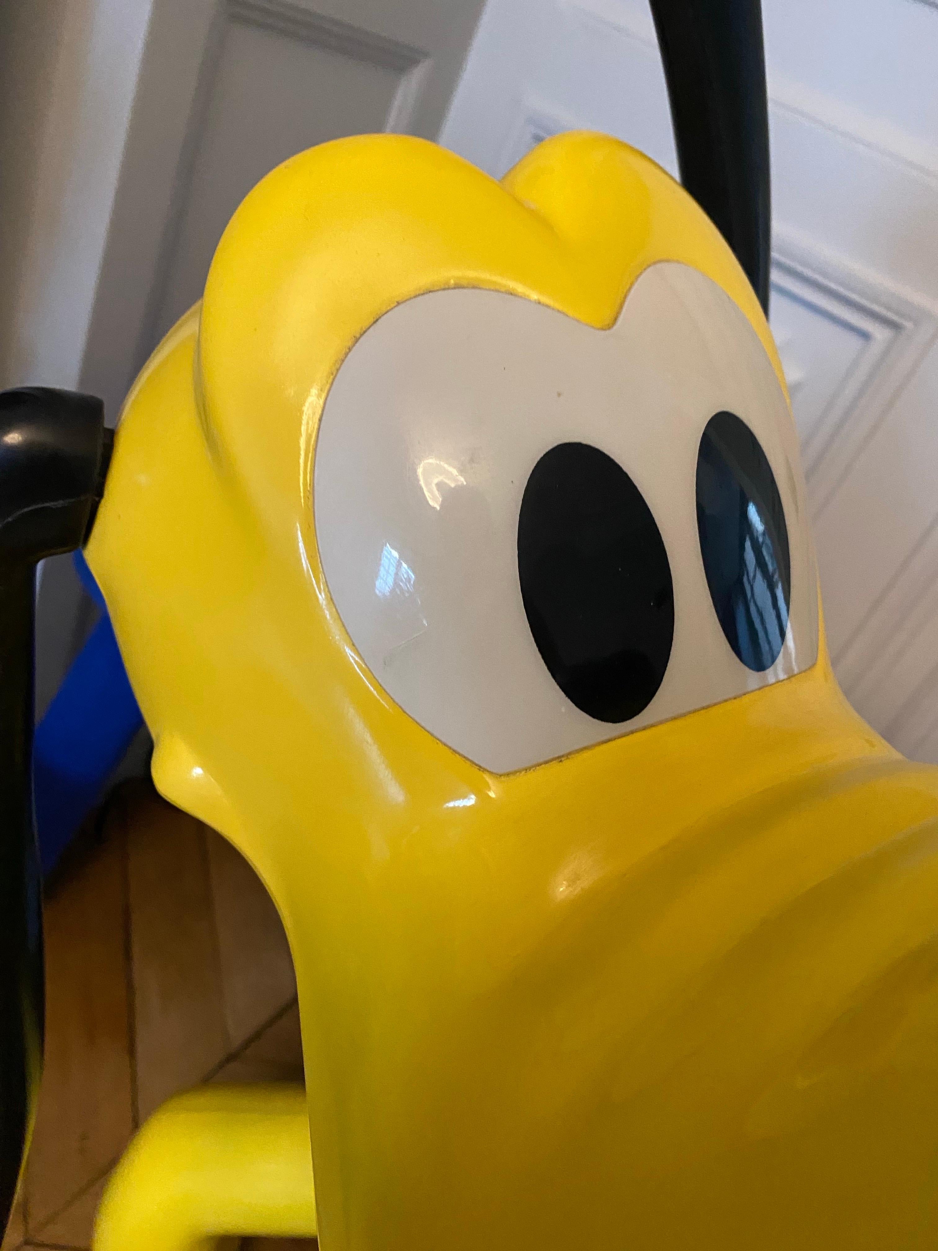 Postmodern Pluto Desk by Pierre Colleu for Starform and Disney, France 1980s. Posmoderno en venta