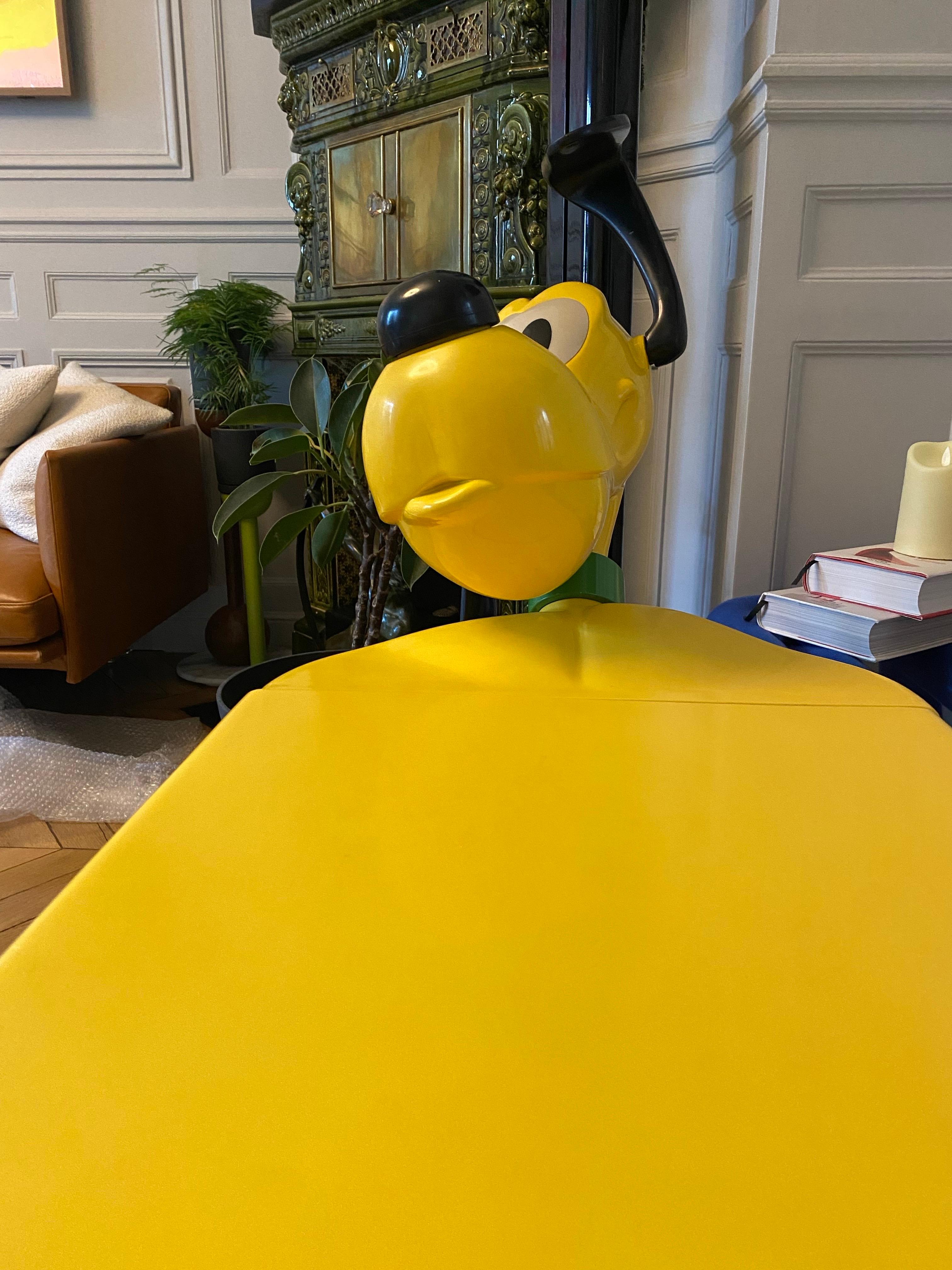 Postmodern Pluto Desk by Pierre Colleu for Starform and Disney, France 1980s. Resina en venta