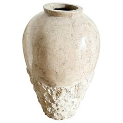 Vaso da terra postmoderno in pietra tessellata lucida e grezza