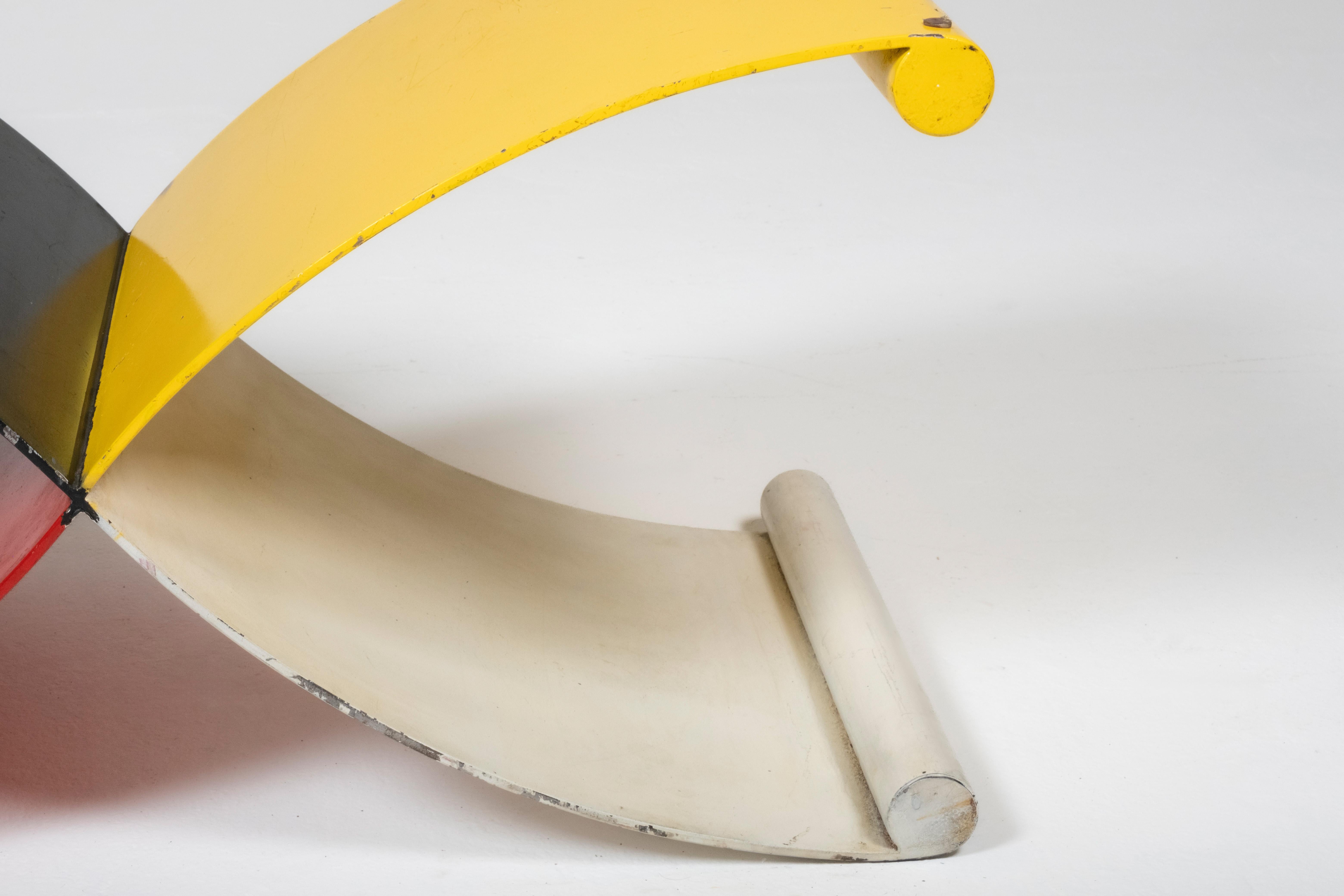 Postmodern Primary Color Iron Coffee Table Base In Good Condition For Sale In Los Angeles, CA