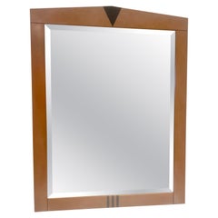 Espejo de pared italiano postmoderno de madera maciza de Burlwood de los años 80 por Masterly Italy Milan