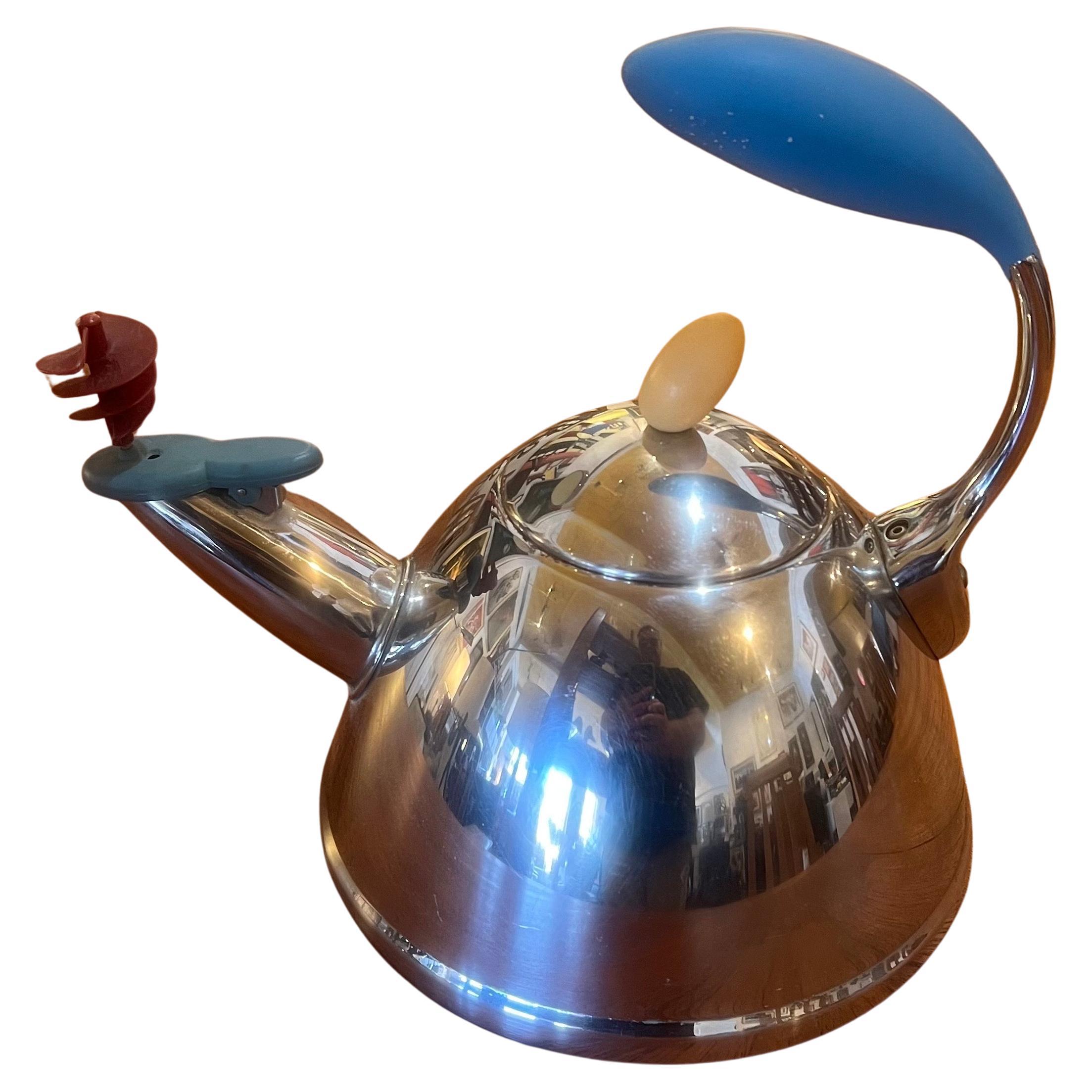A Classic postmodern Memphis era design teapot designed by Michael Graves, circa the 1980s, a rare design not many were produced it's in good condition. A cool whistle that works when the steam comes out.