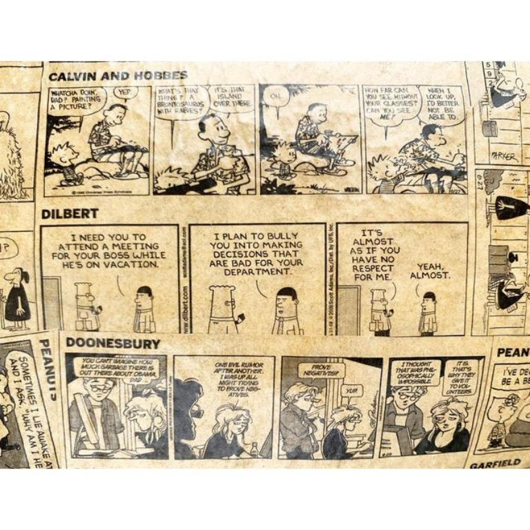 Postmoderner Stuhl aus recyceltem Papier und Kartenetui mit Comics von Victoria Morris im Angebot 4