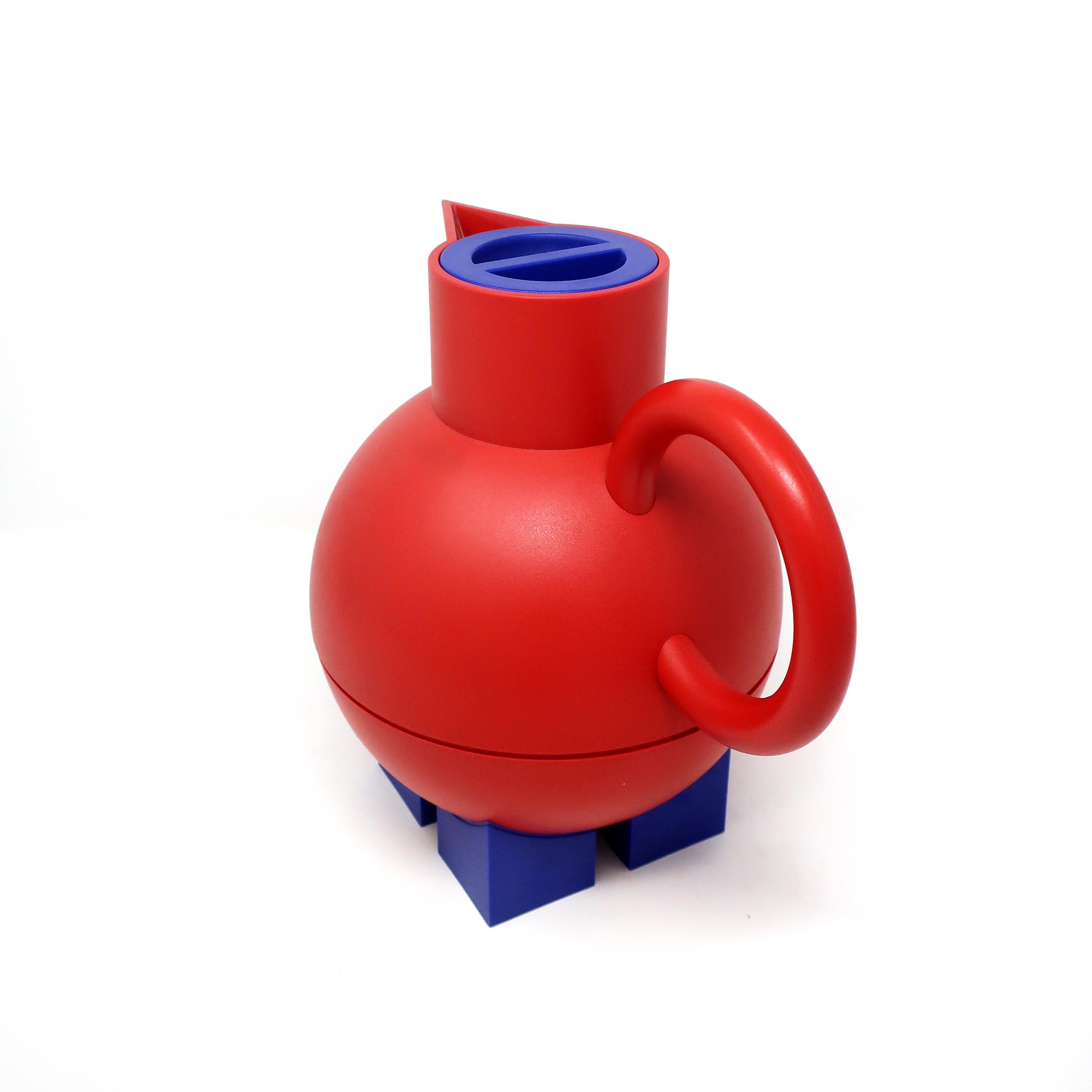 Postmodern Red Euclid Thermos by Michael Graves for Alessi In Good Condition In Brooklyn, NY