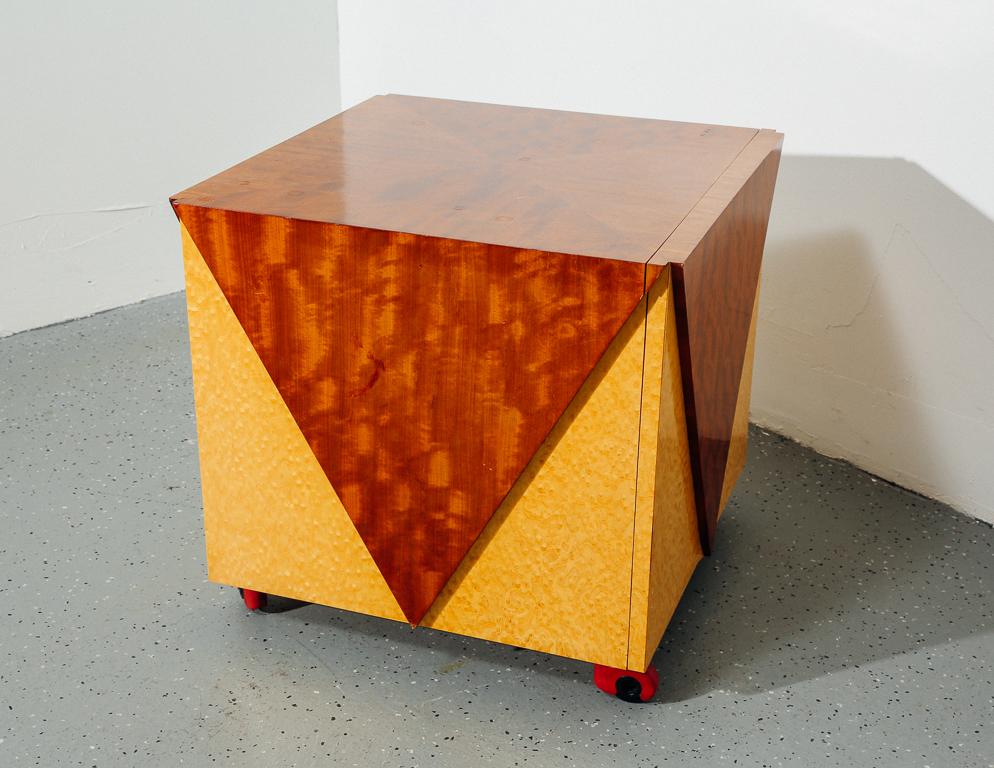 Postmodern Rolling Cabinet or Bar In Good Condition In Brooklyn, NY