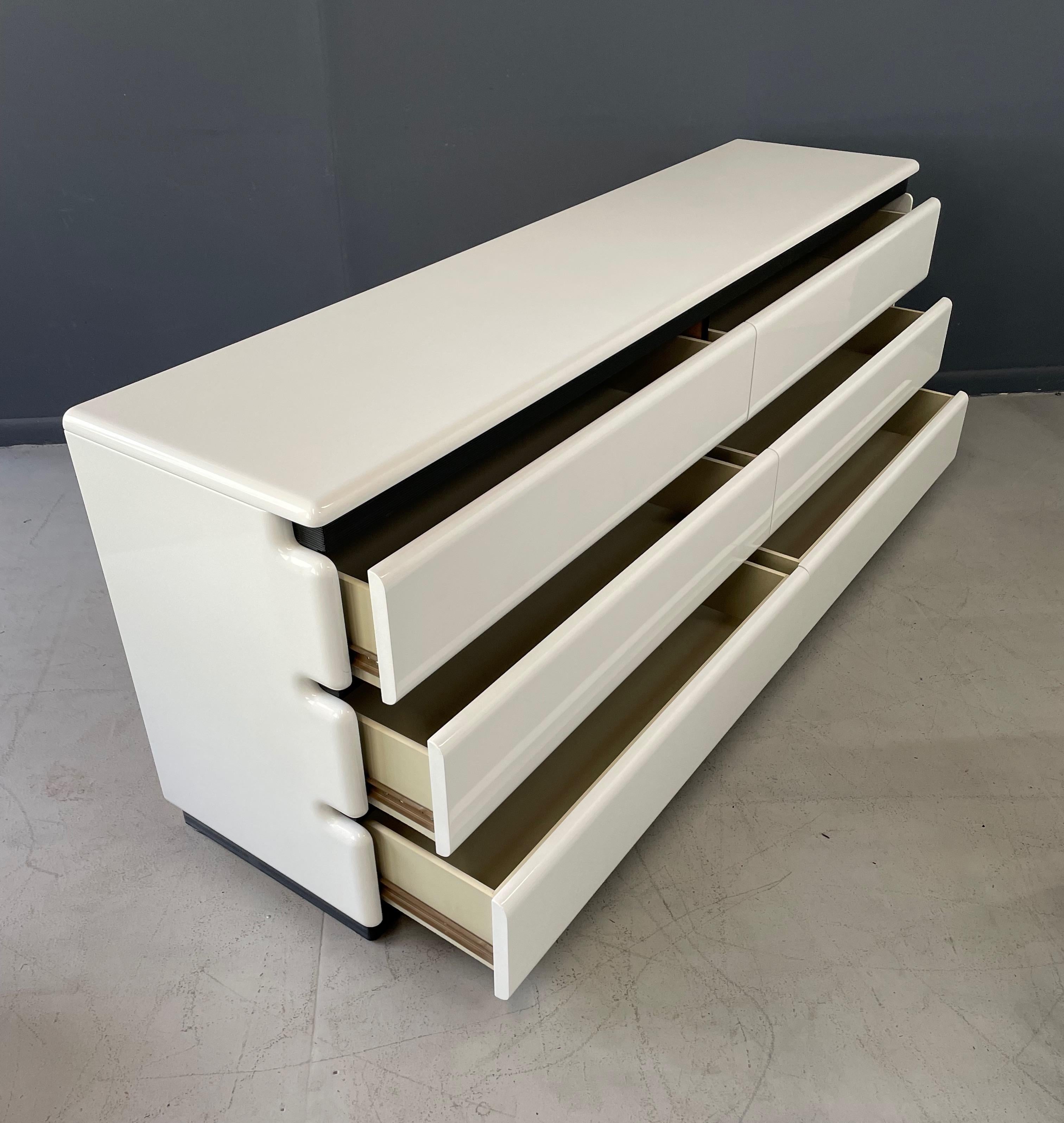 North American Postmodern Rougier High Gloss White Six Drawer Lacquered Modern Dresser