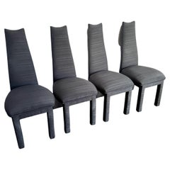 Sedie da pranzo postmoderne con schienale alto e scolpito in tessuto nero - set da 4