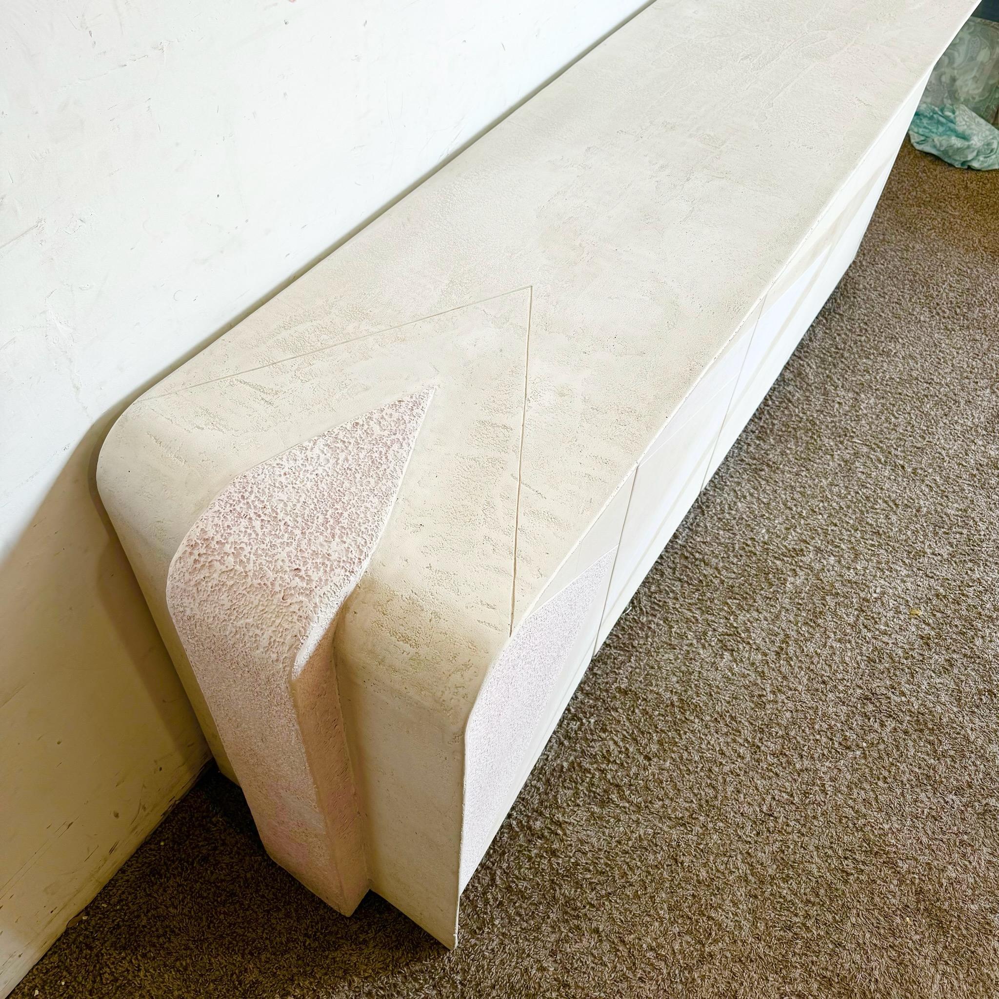 Postmodern Sculpted Plaster White and Pink/Mauve Credenza In Good Condition For Sale In Delray Beach, FL