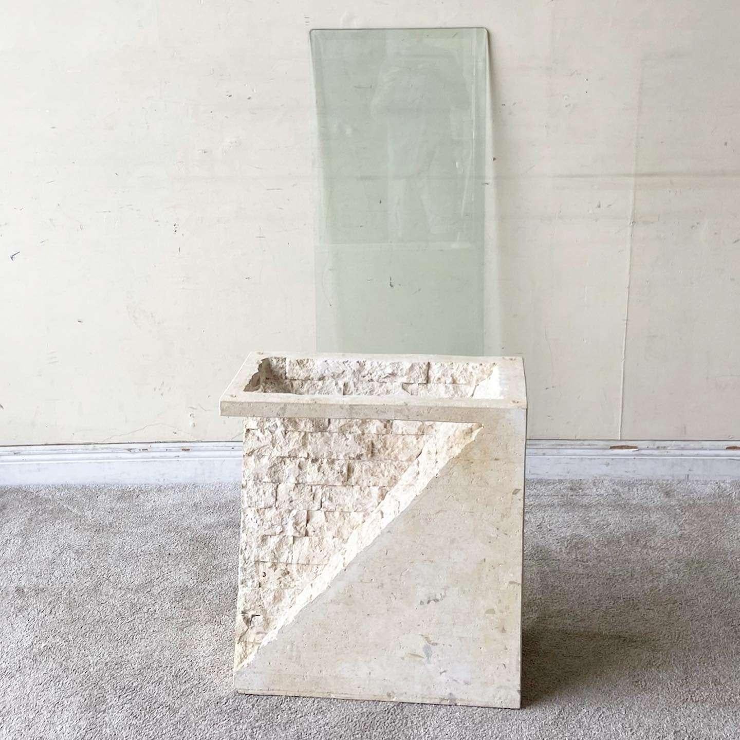 Table console postmoderne en pierre sculptée et tesselée Bon état - En vente à Delray Beach, FL