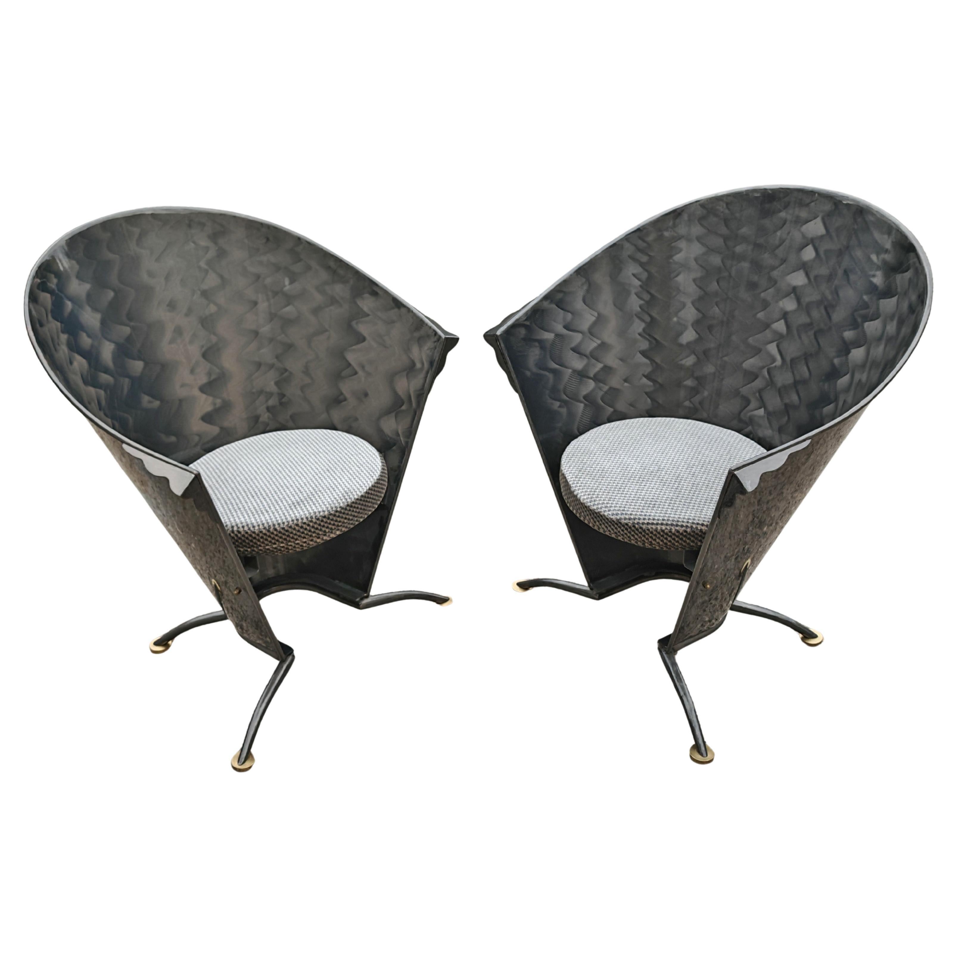 Sillones escultóricos postmodernos en forma de conos de acero de Steel-Line, años 80 en venta