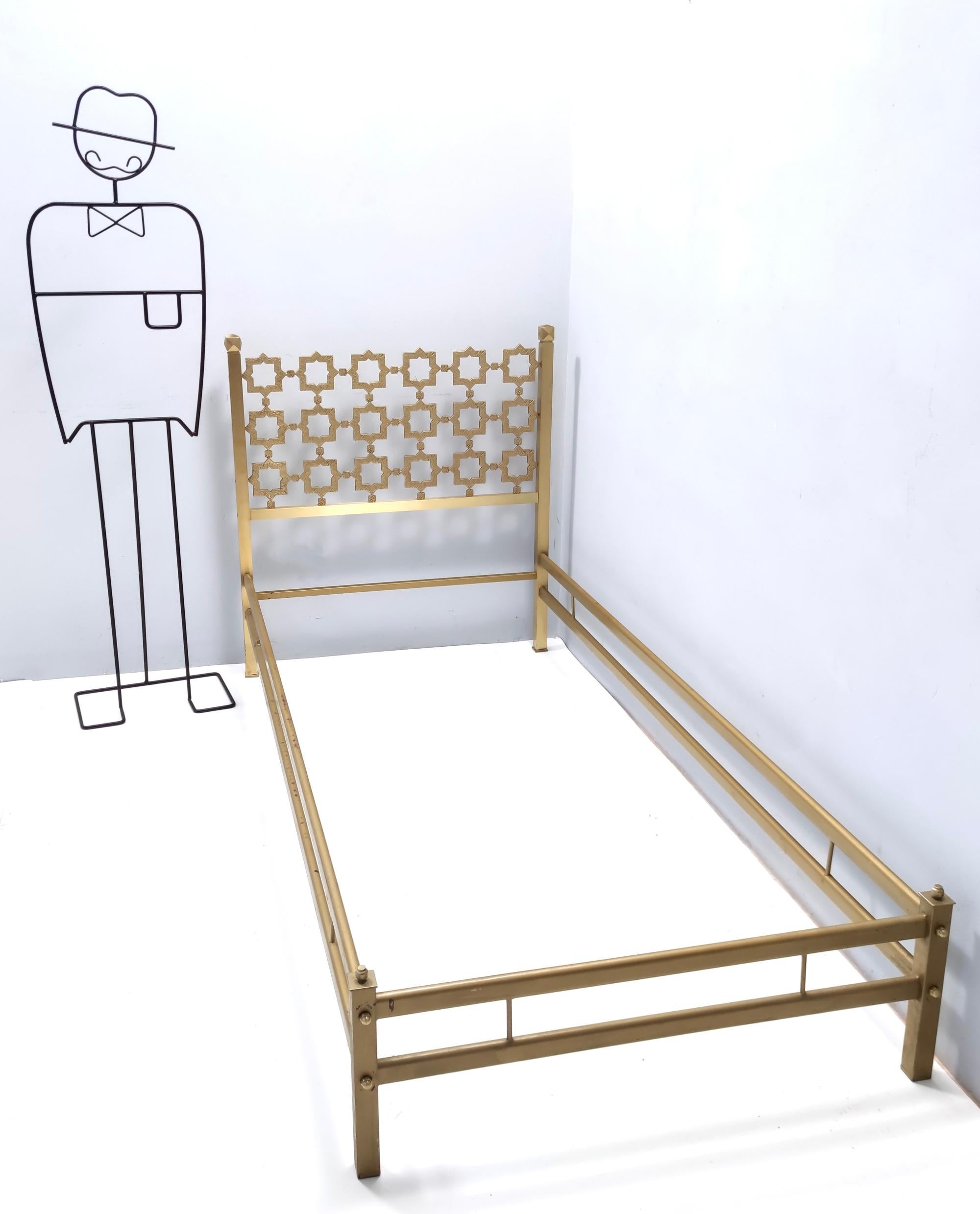 Post-Modern Postmodern Sculptural Brass Single Bed by Luciano Frigerio, Italy For Sale