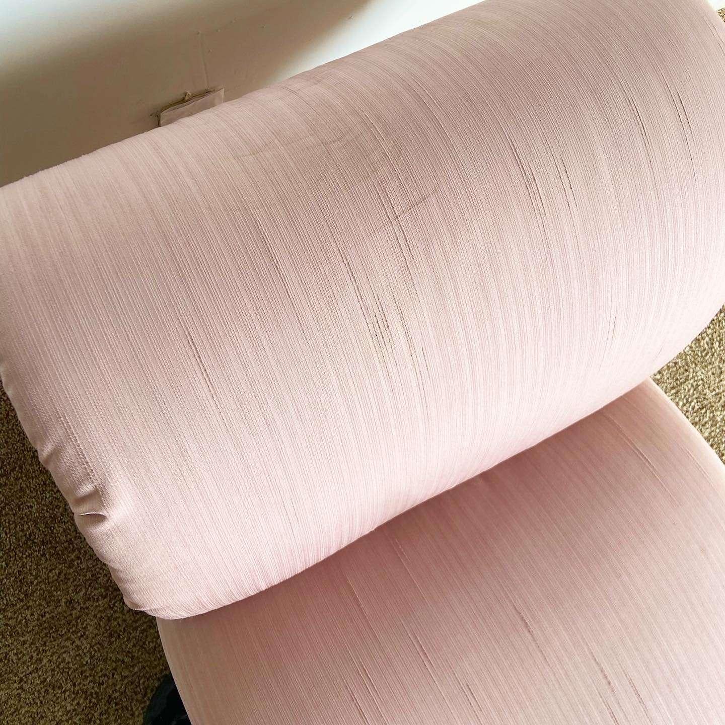 Late 20th Century Postmodern Sculptural Curved Pink Lounge Chair For Sale