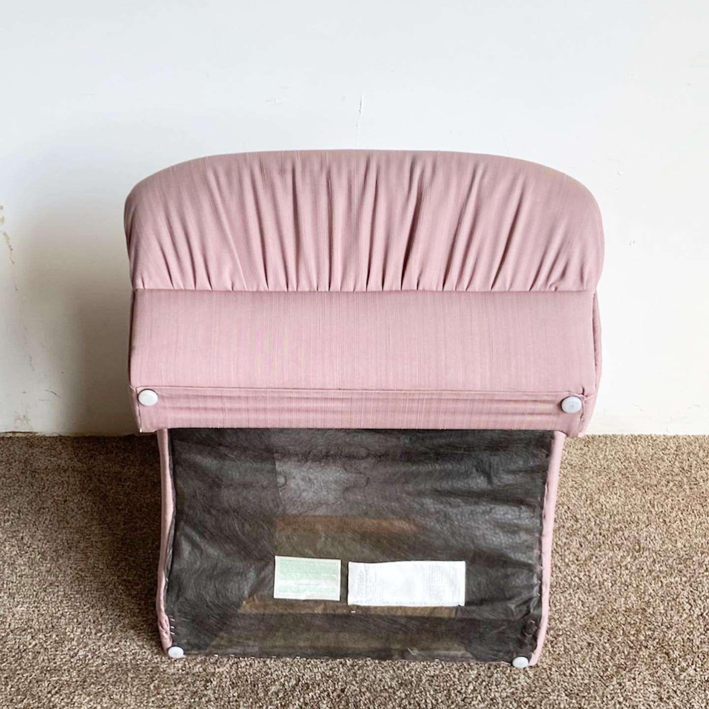 Postmodern Sculptural Curved Pink Lounge Chair For Sale 1