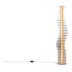 Lampadaire sculptural postmoderne, Italie, années 1990