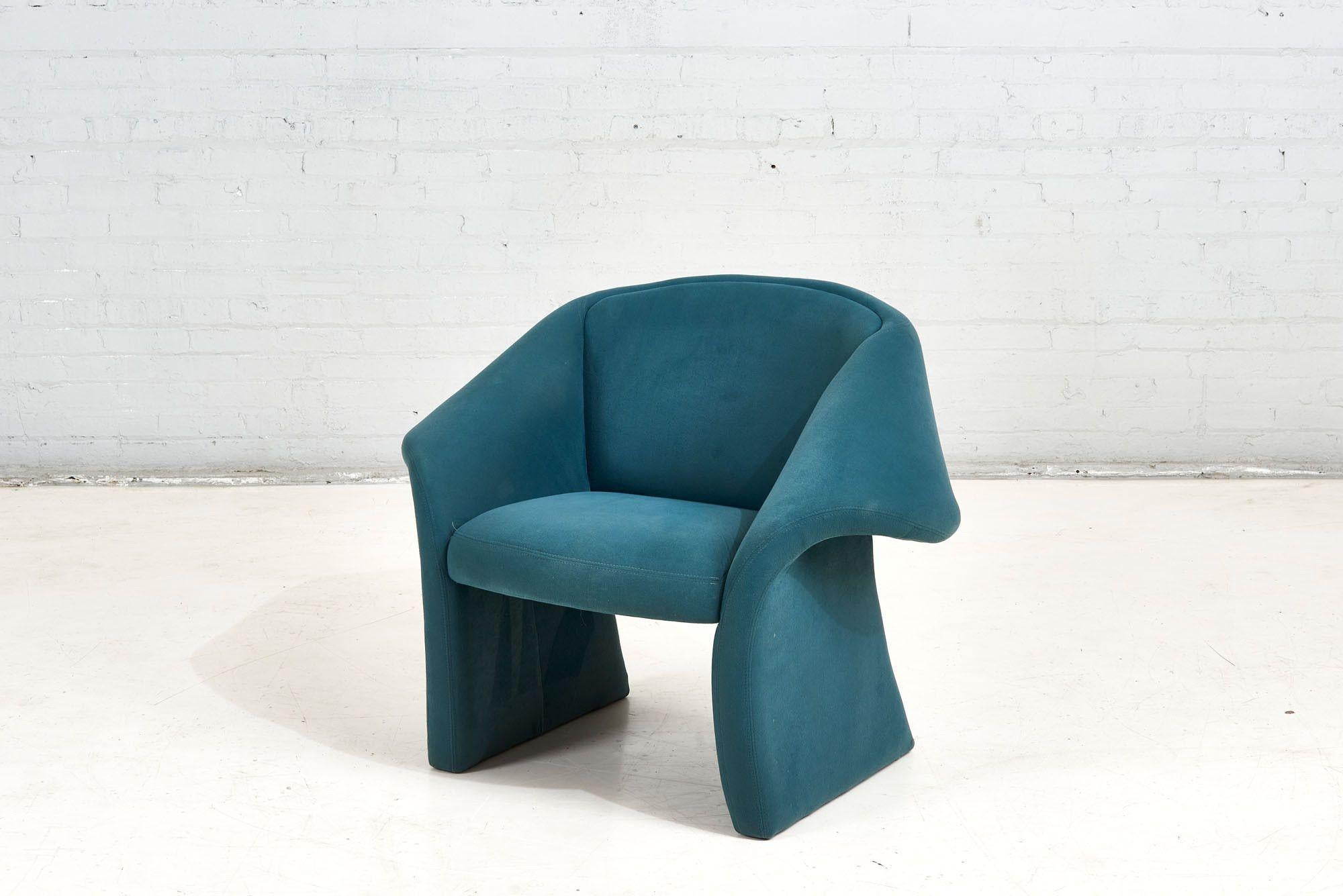 Post Modern Sculptural Ribbon Lounge Chair, 1980 In Good Condition For Sale In Chicago, IL