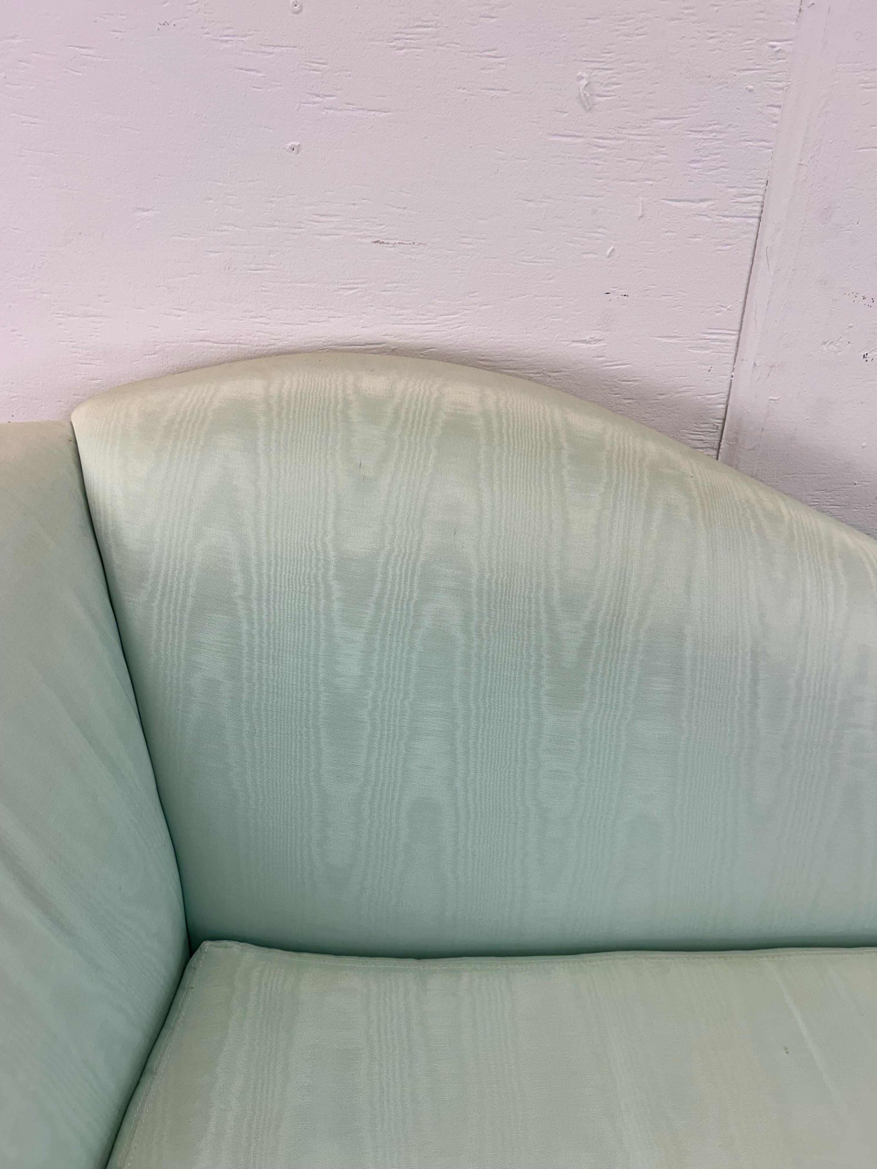 Chaise longue posmoderna espuma de mar verde en venta 7