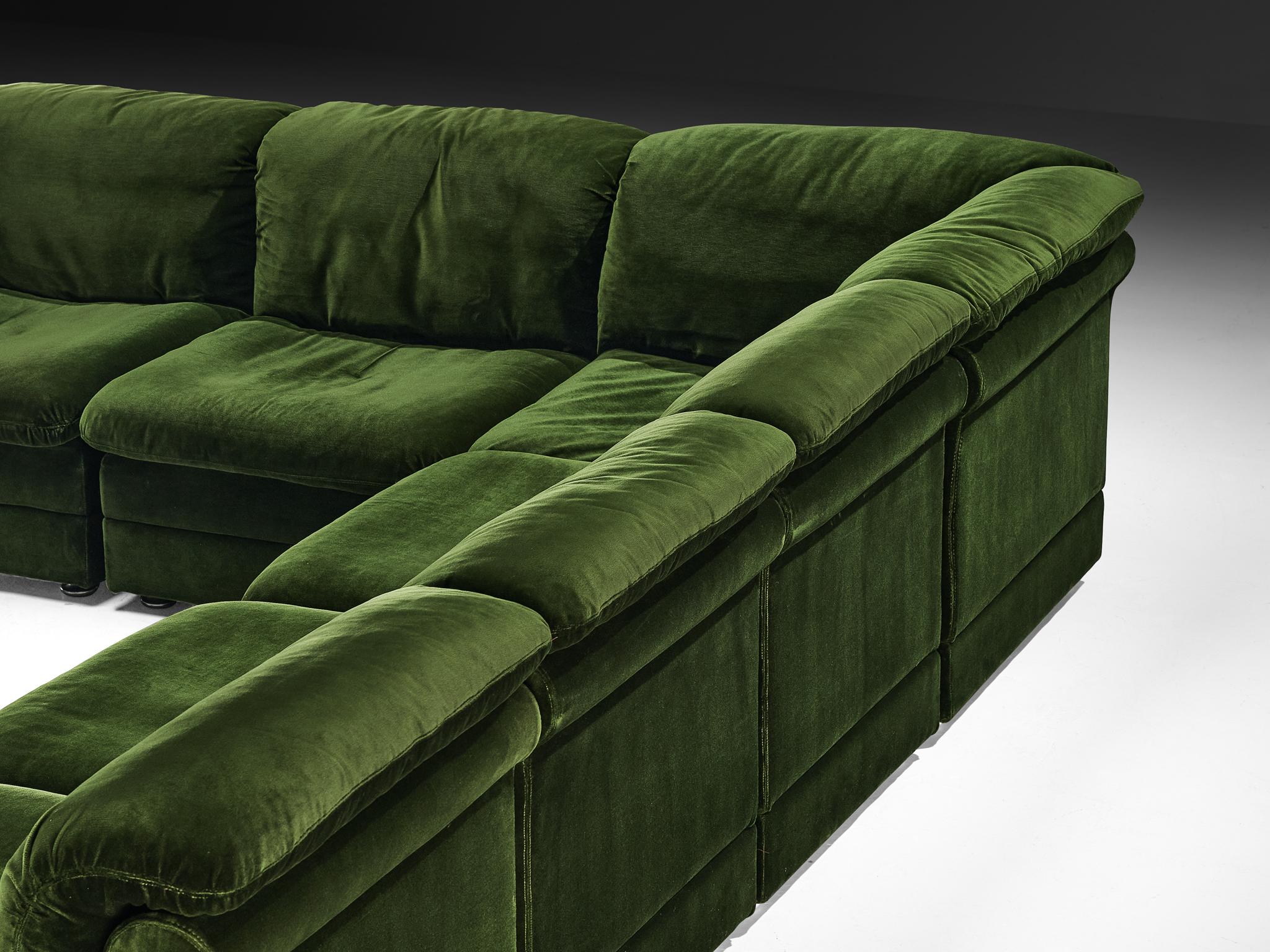 Sofá Seccional Postmoderno en Tela Verde Profundo en Bueno estado para la venta en Waalwijk, NL