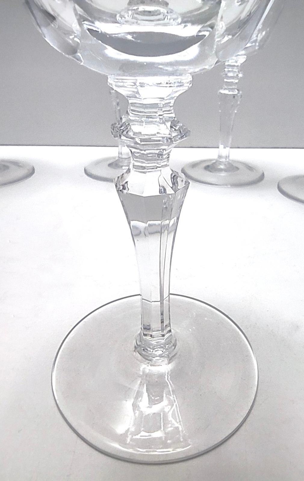 Postmodern Set of 8 Baccarat Crystal Champagne Coupes, France 1