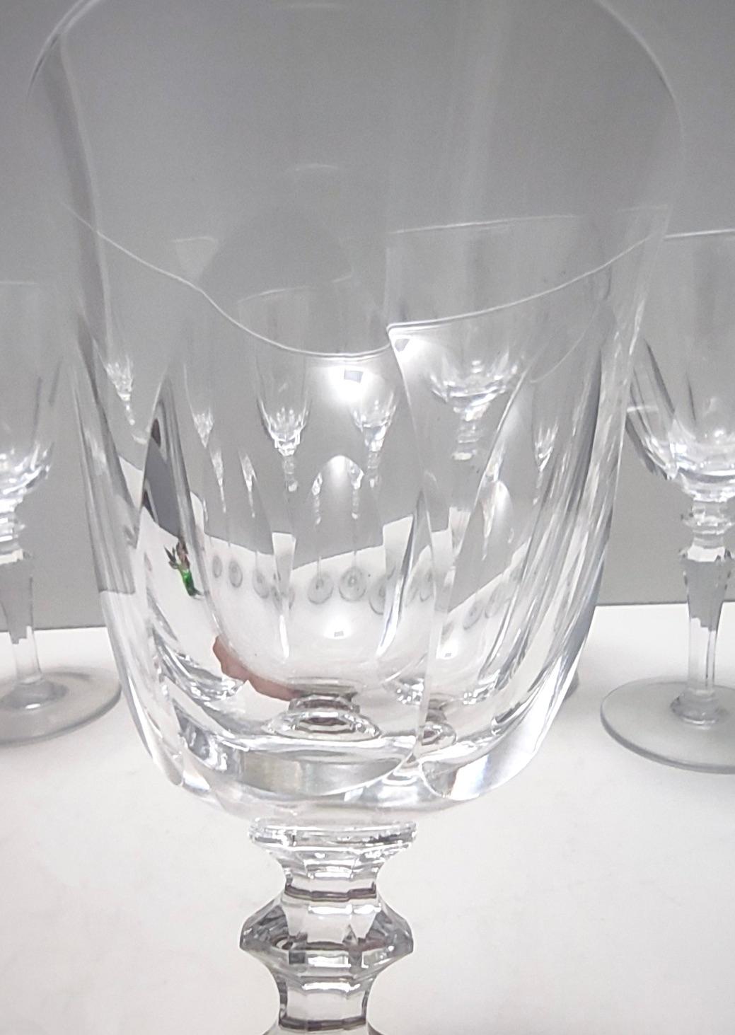 Postmodern Set of 8 Baccarat Crystal Champagne Coupes, France 3