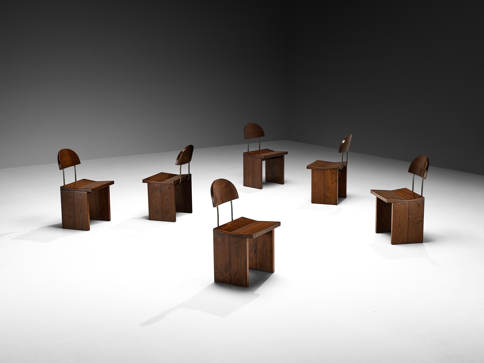 Postmodern Set of Italian Dining Chairs in Solid Oak For Sale 2