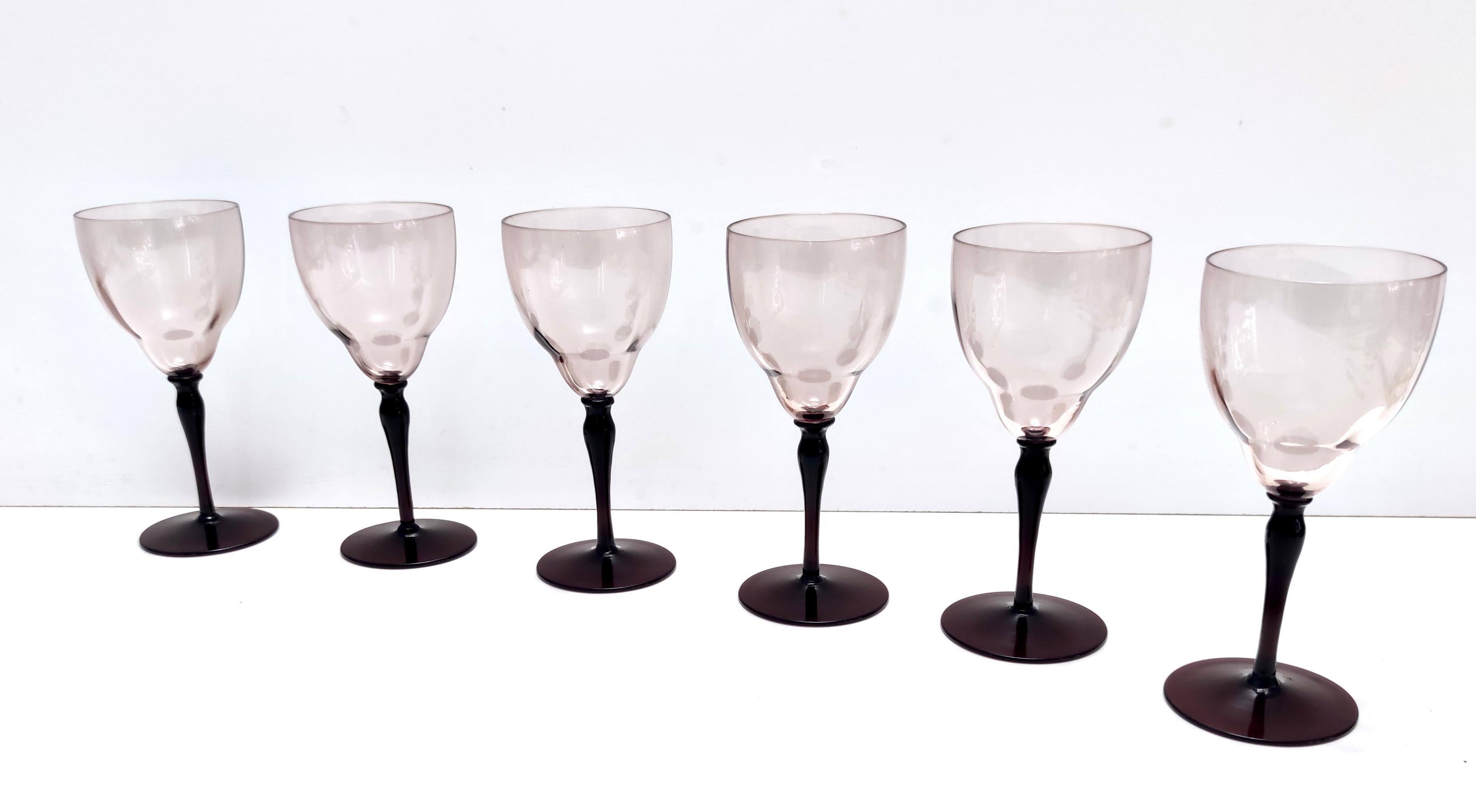 Postmoderne Ensemble postmoderne de six verres à vin en verre de Murano par Vittorio Zecchin, Italie en vente