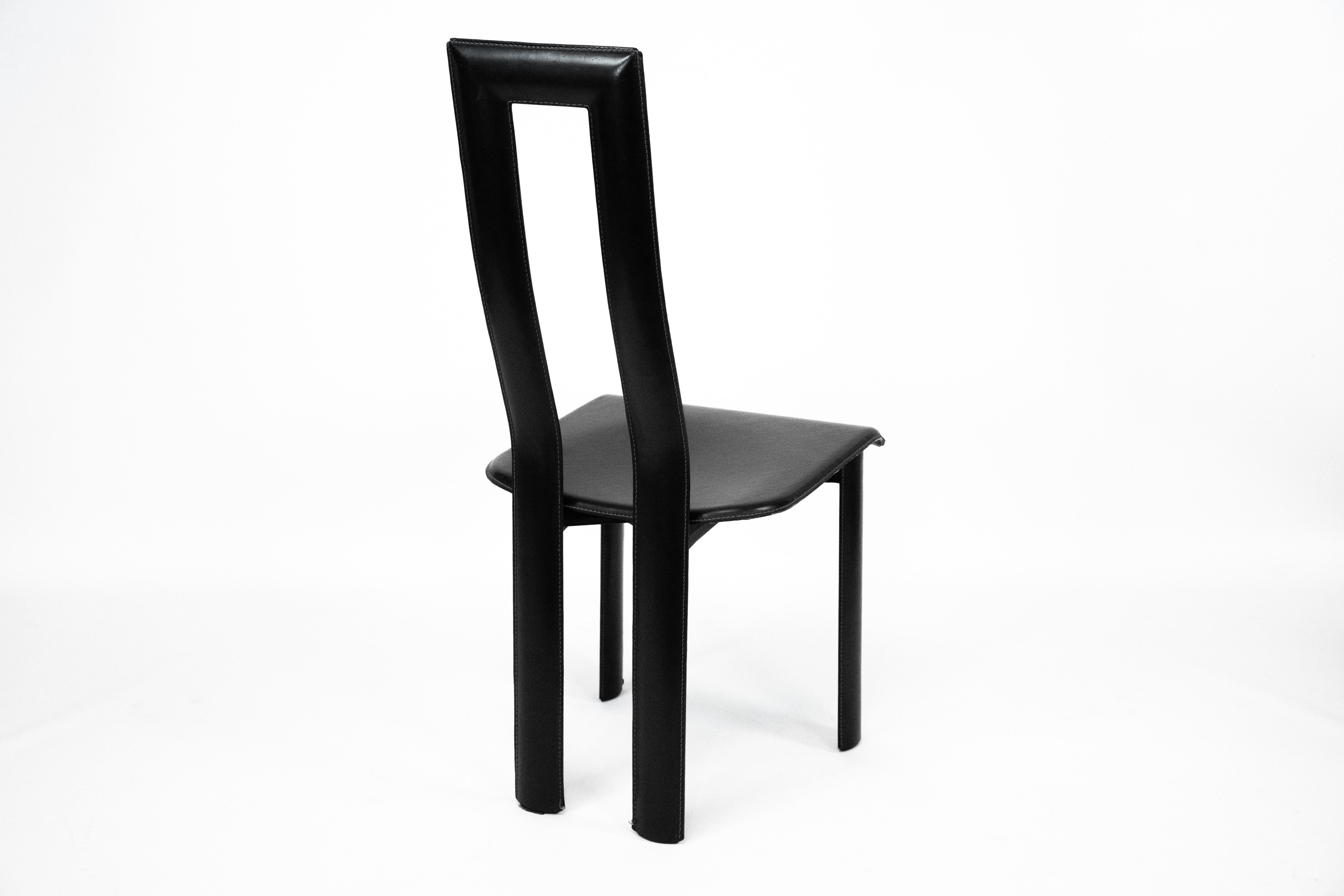 Ensemble postmoderne de dix chaises de salle à manger en cuir par Antonello Mosca pour Ycami. Italie en vente 6
